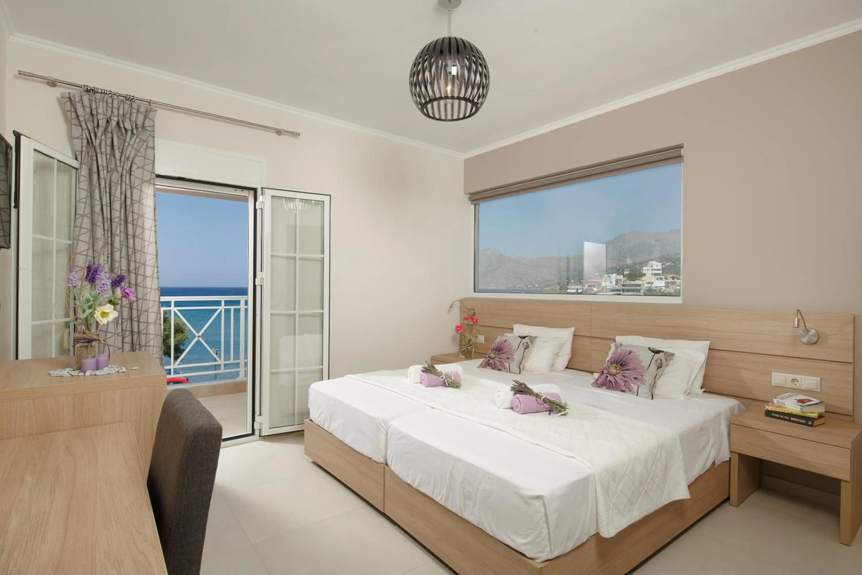 Bedroom in Lamon Hotel