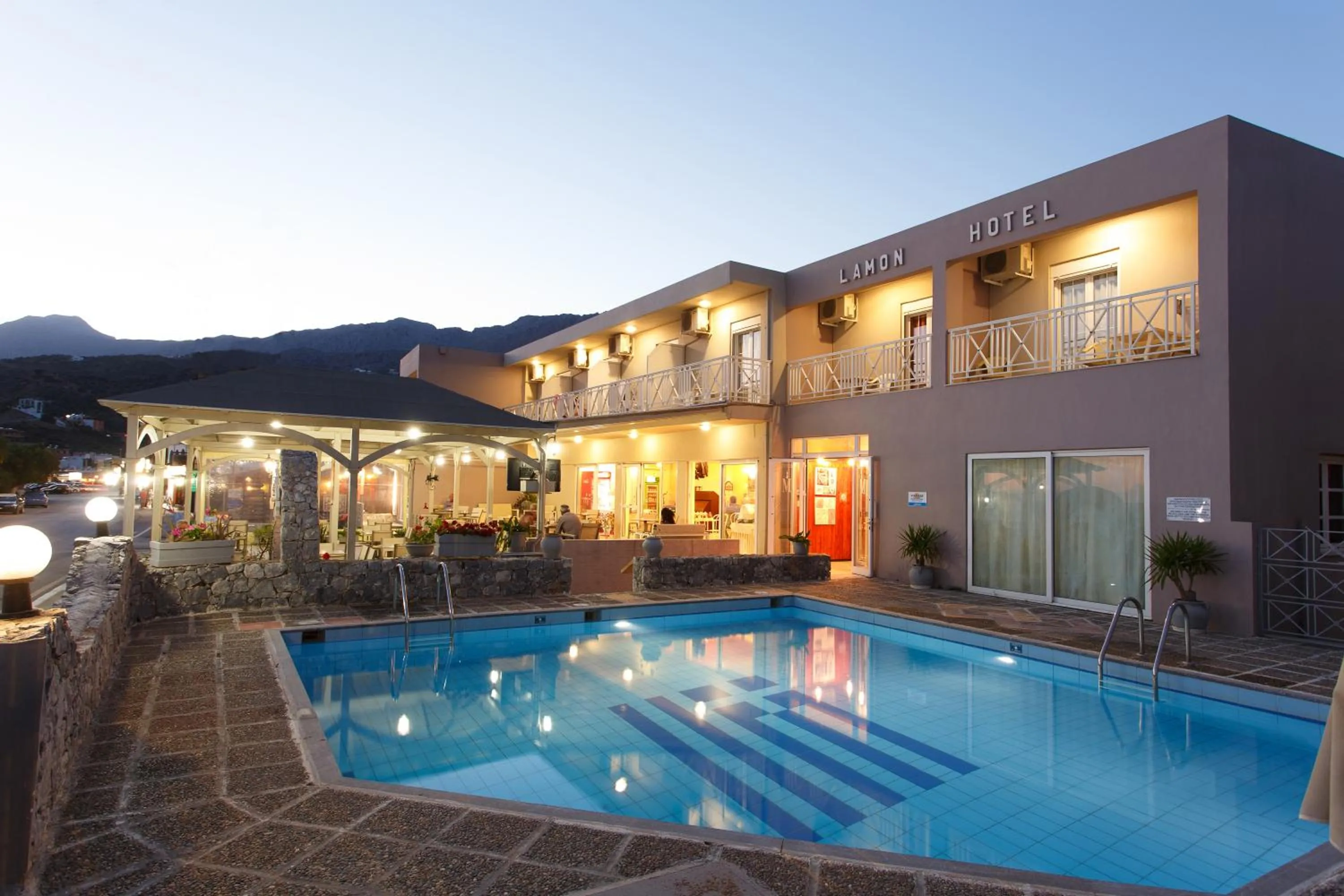 Property building in Lamon Hotel