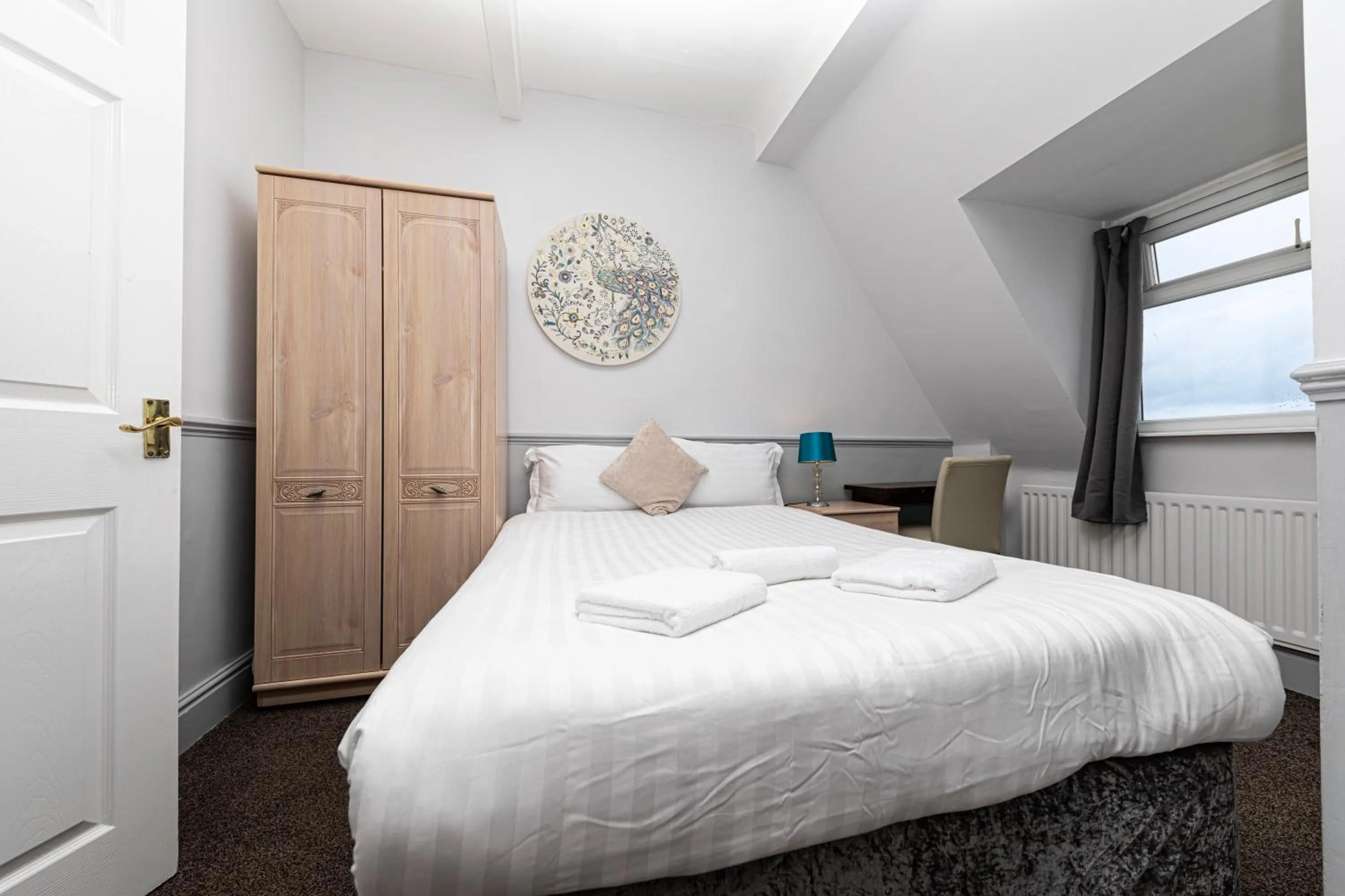 Bed in The Manor Hotel