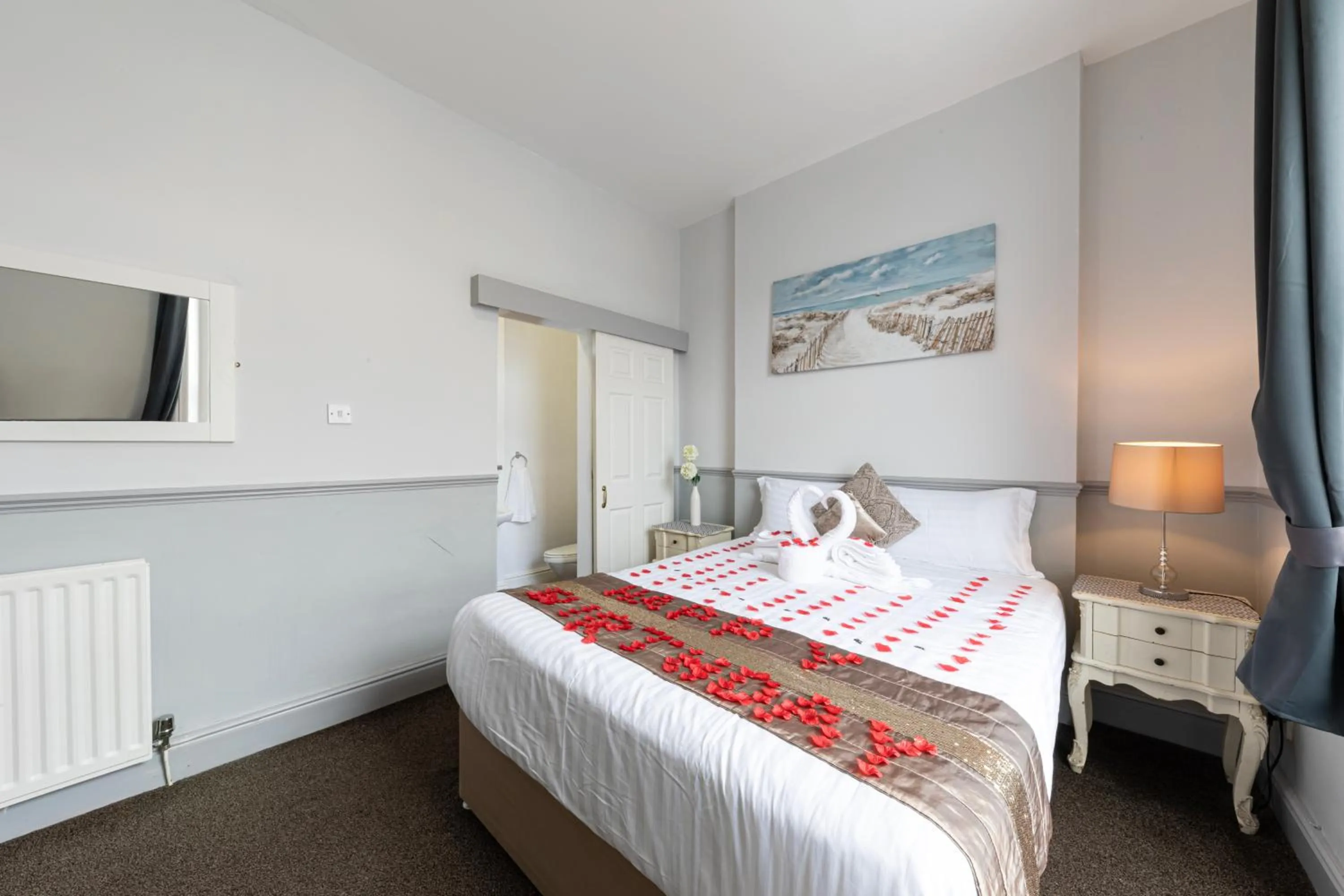 Bed in The Manor Hotel