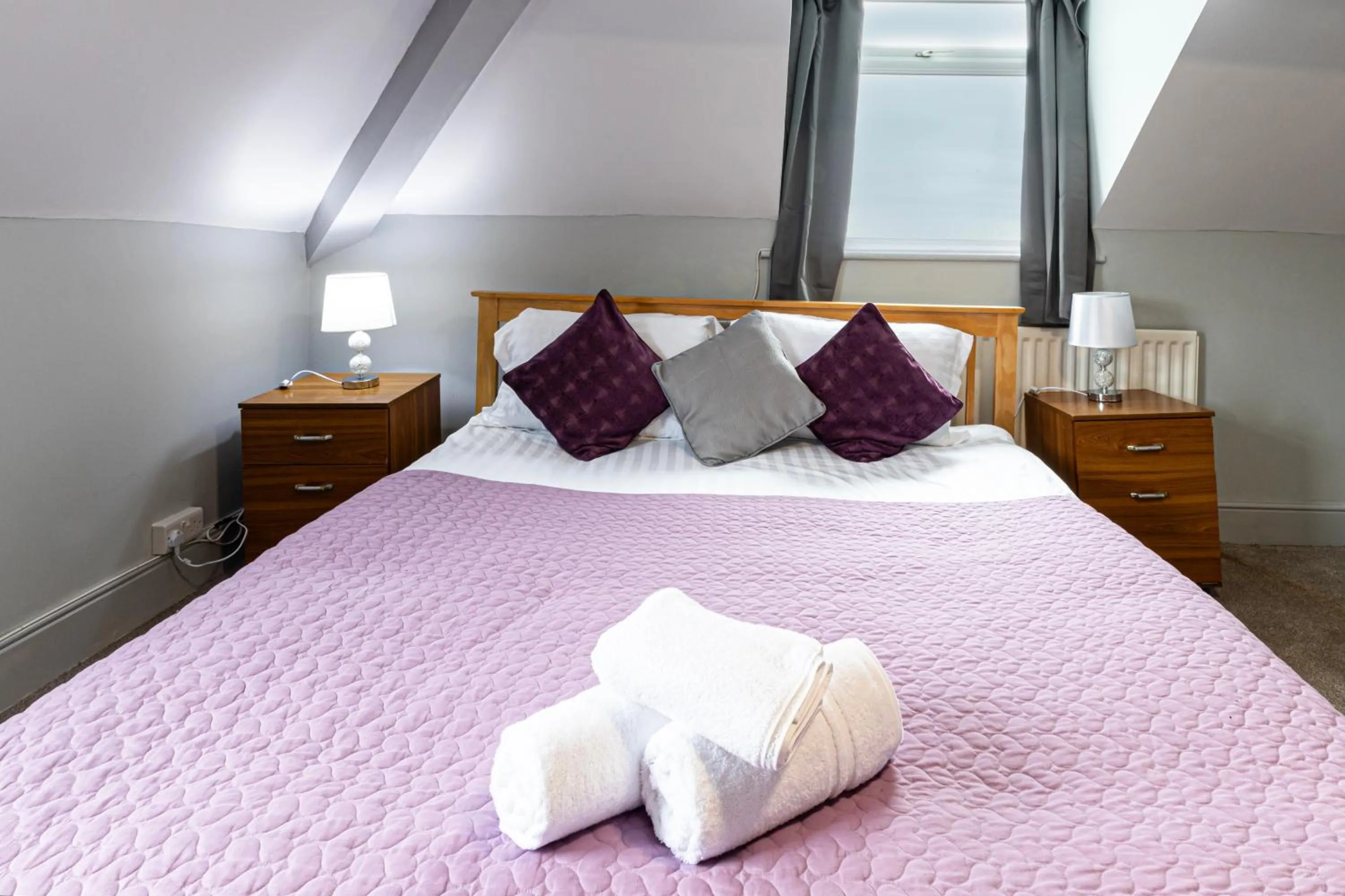 Bed in The Manor Hotel