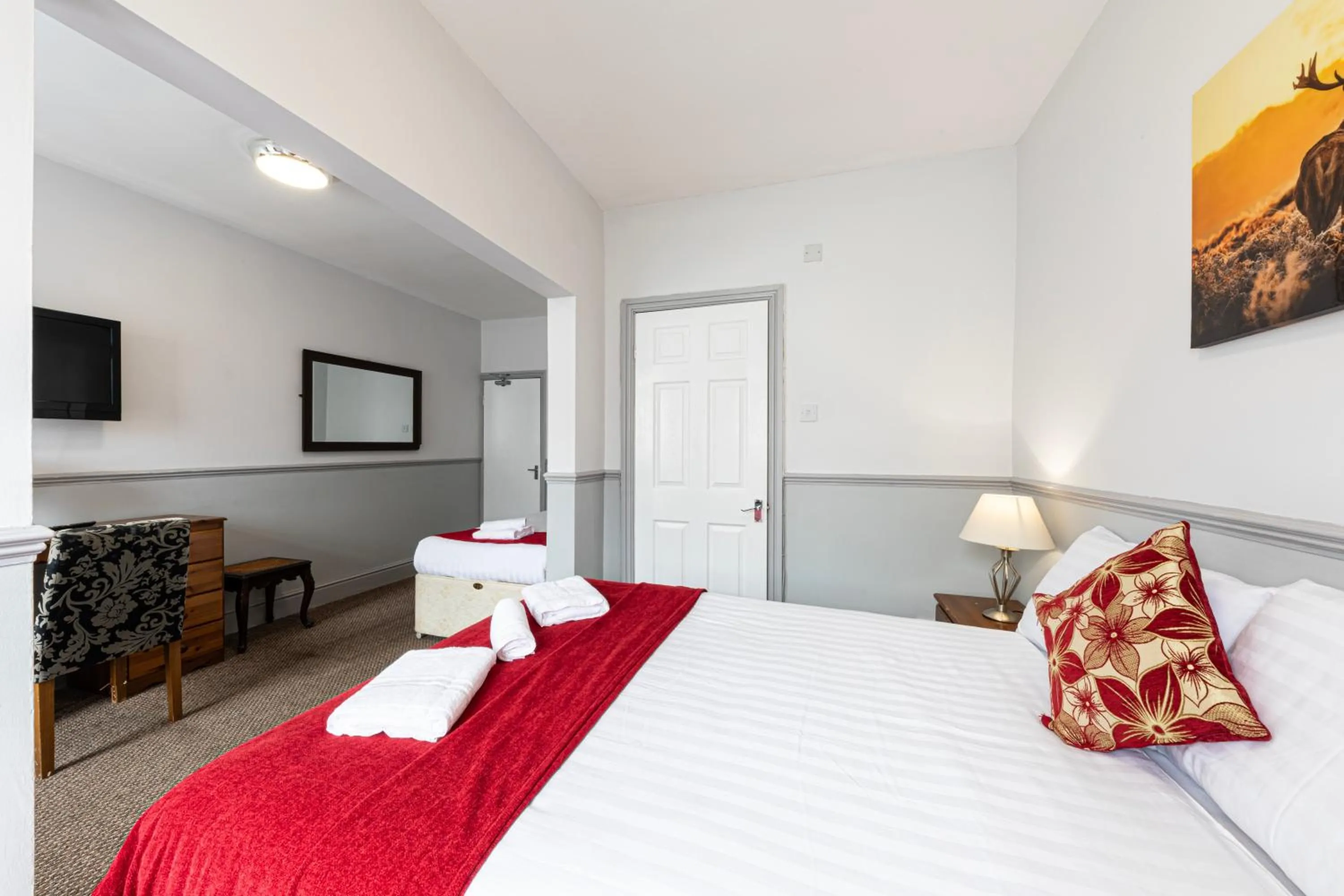 Bed in The Manor Hotel