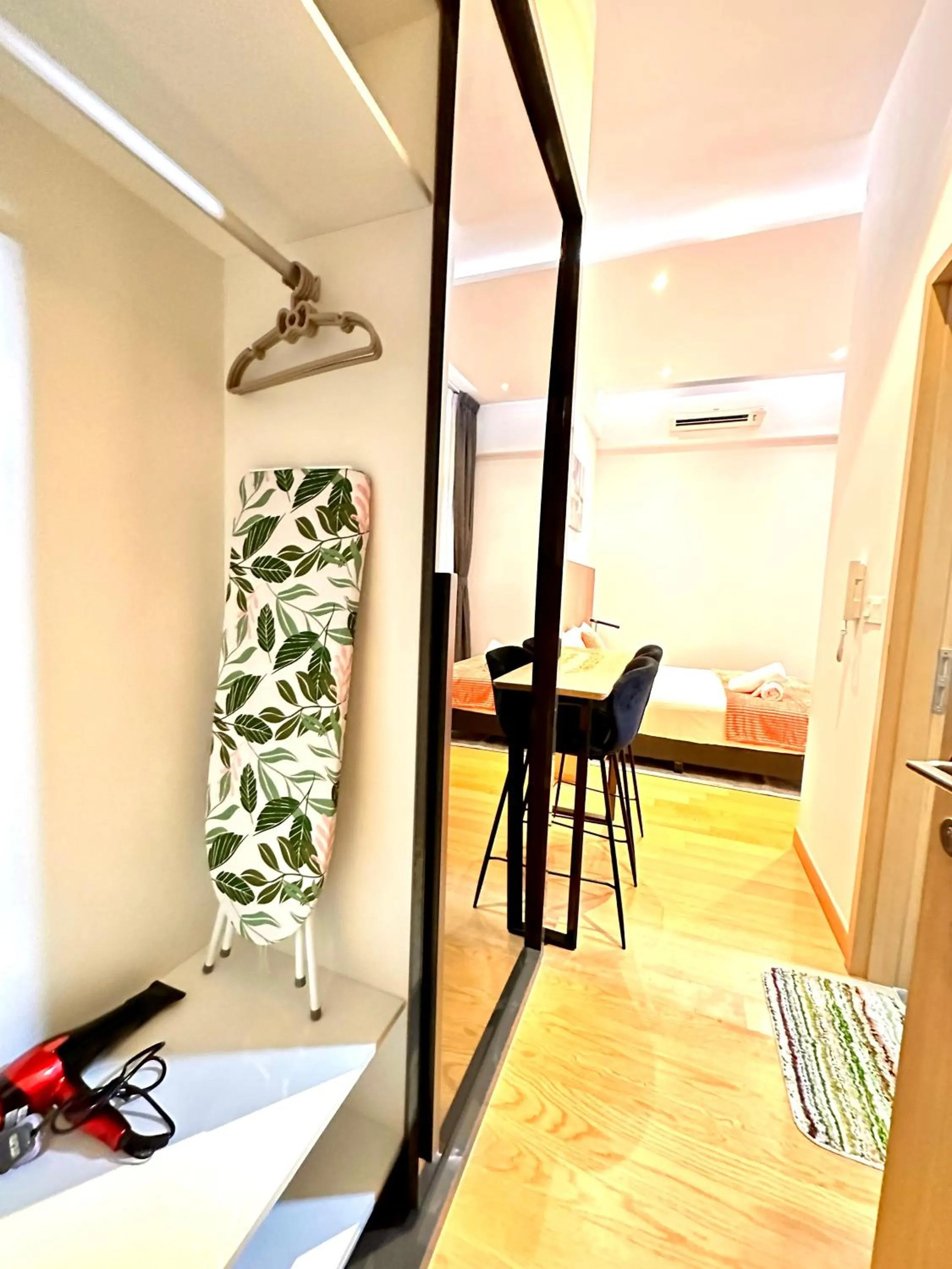 Two-Bedroom Deluxe Apartment with Balcony in The Luxe Colony KLCC By AZHA