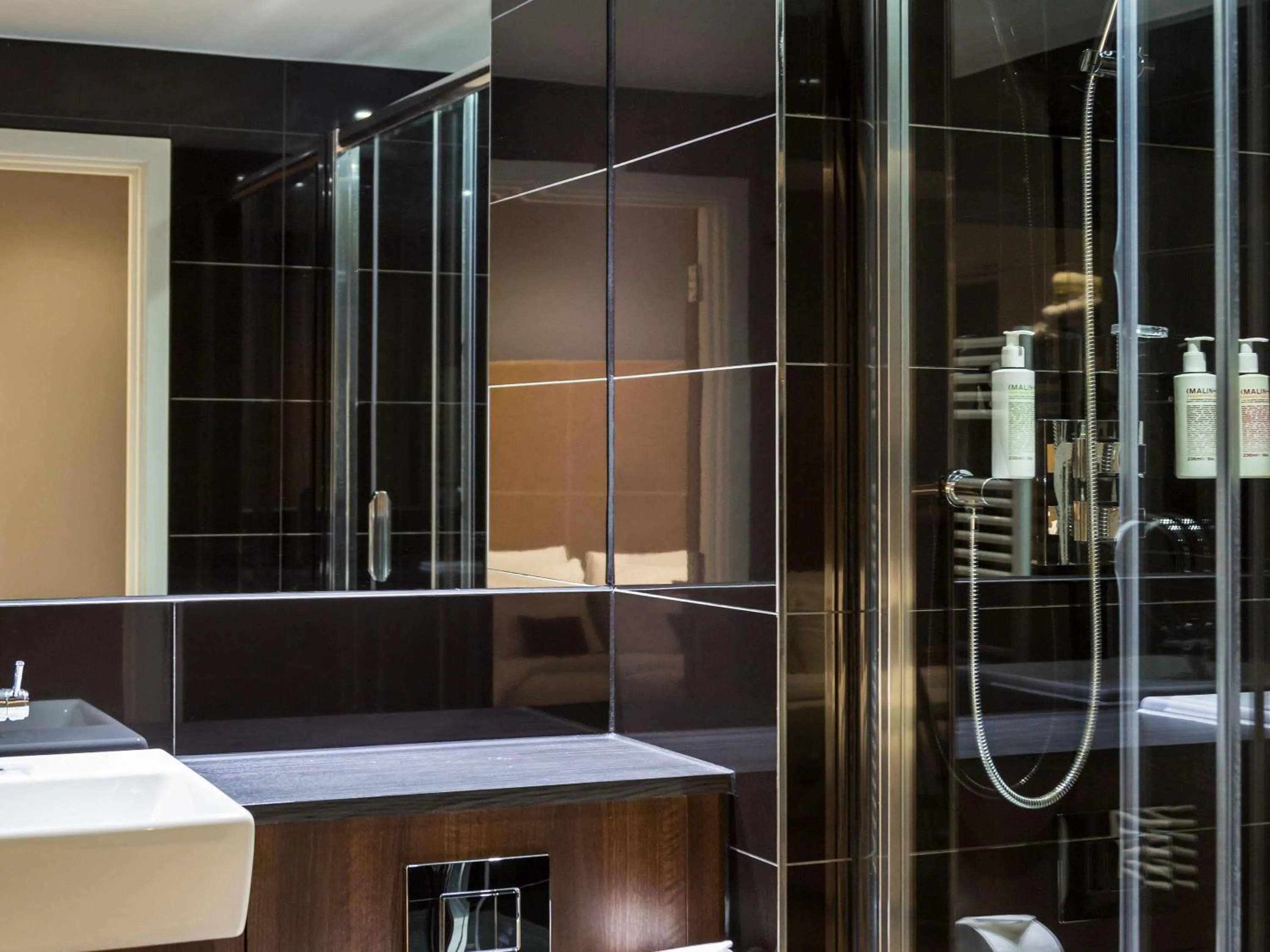 Bedroom in Aparthotel Adagio London Brentford