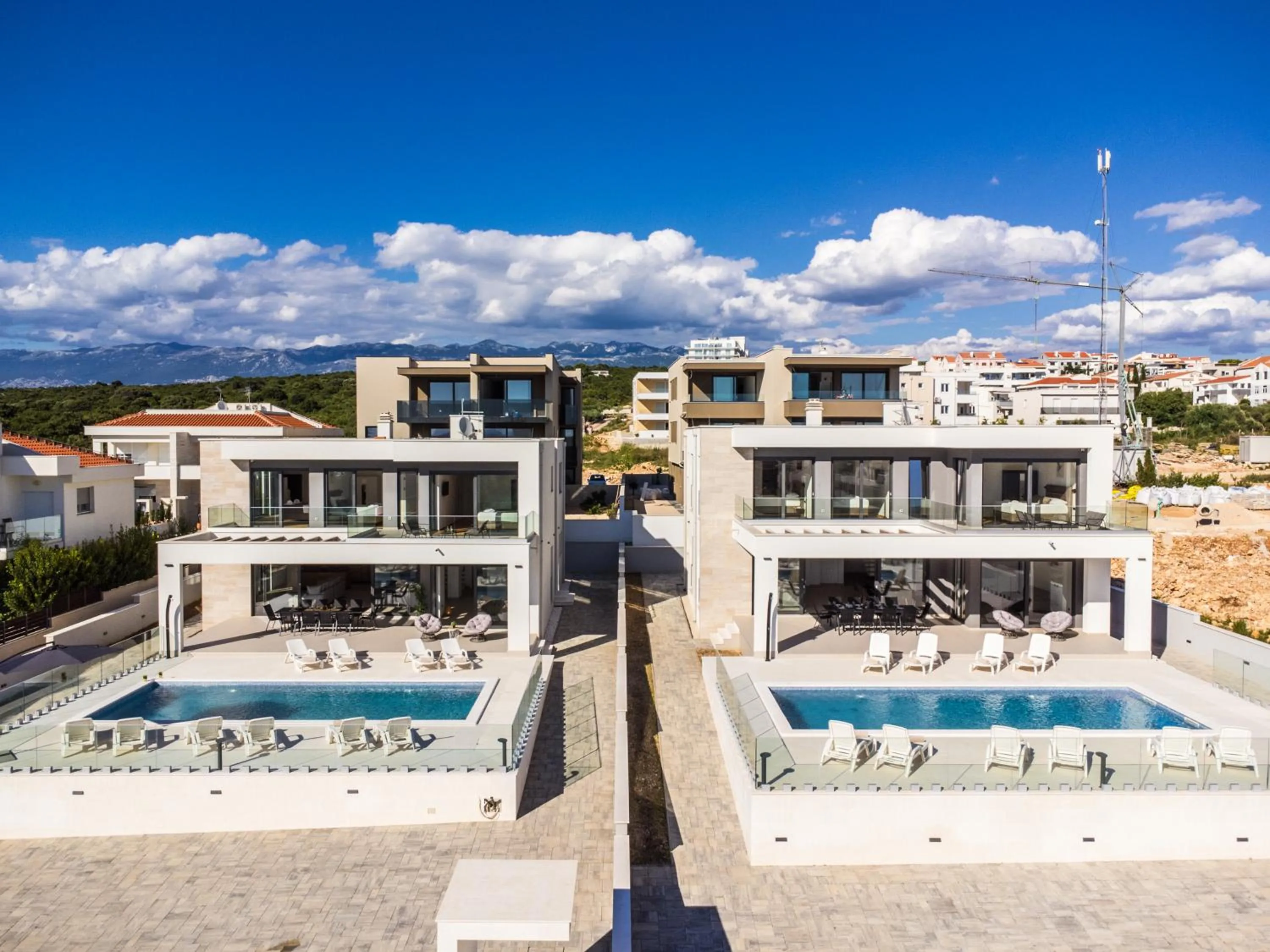 Luxury Villas Paradise