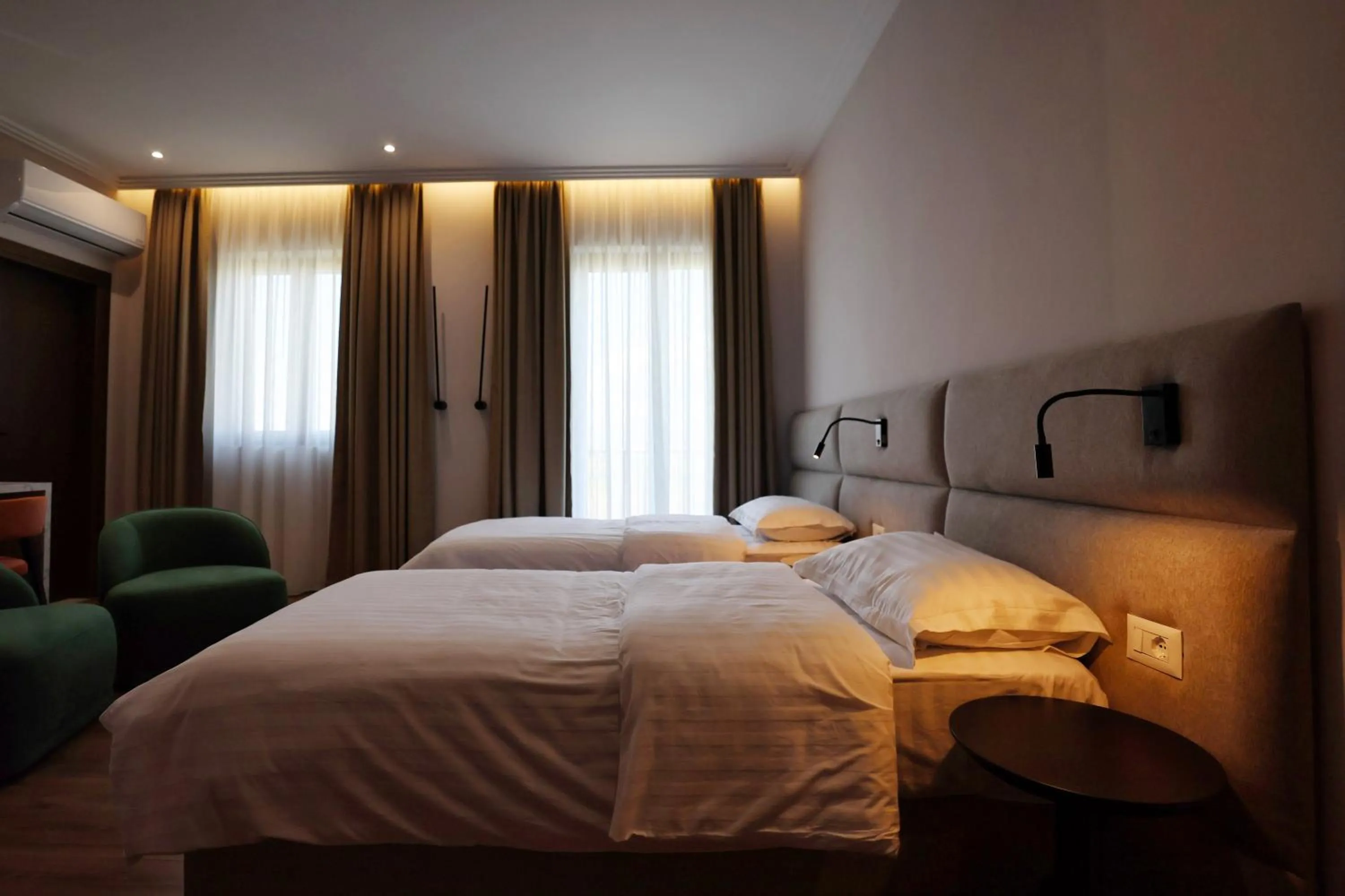 Bed in Gardenland Resort