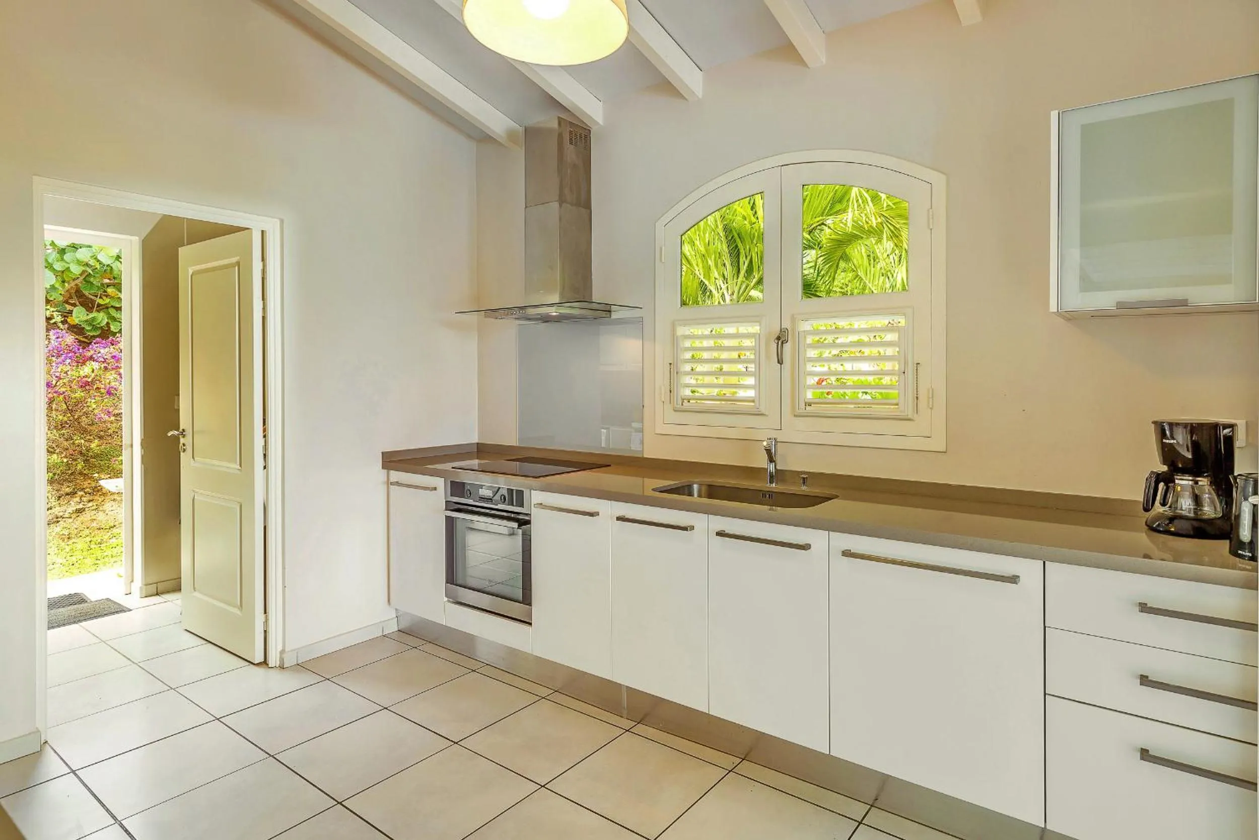 Kitchen or kitchenette in Villas Palm