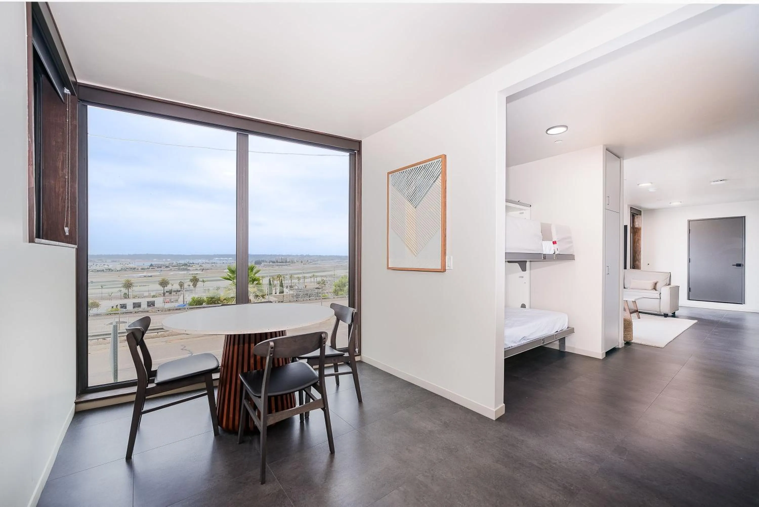 City24 Condo Hotel Little Italy Mission Hills