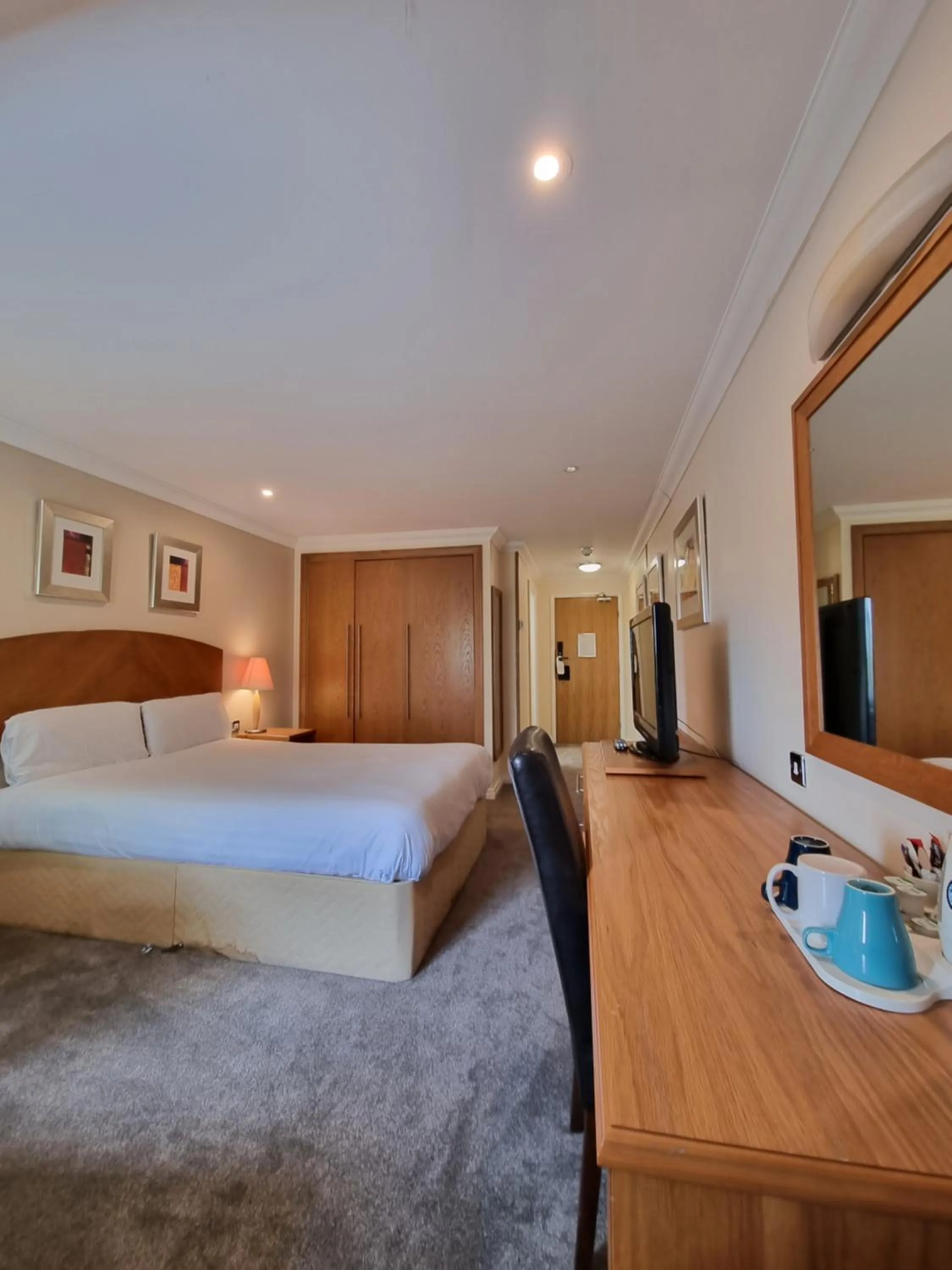 Bedroom, Bed in Kegworth Hotel East Midlands Airport