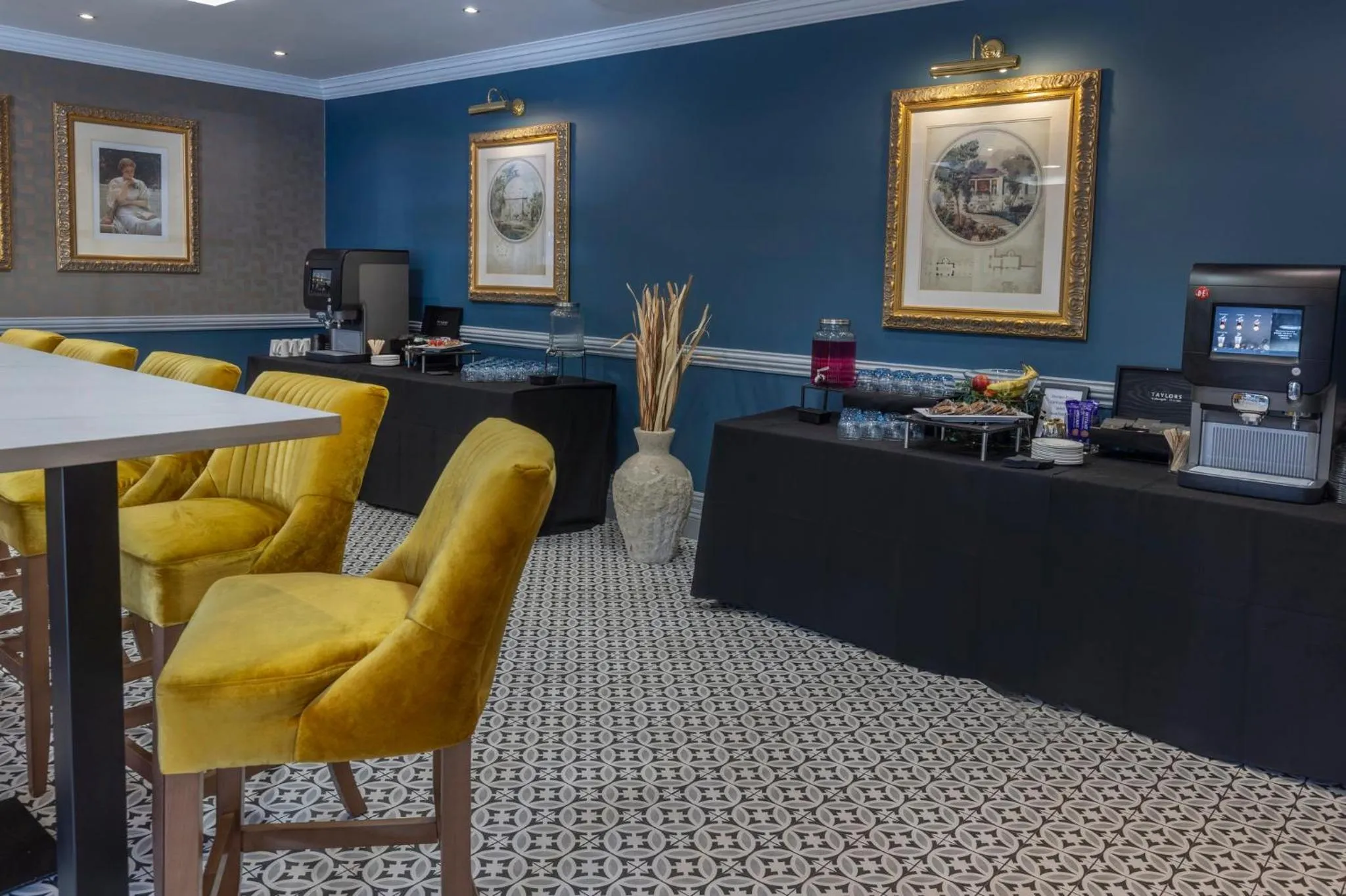 Meeting/conference room in Best Western Premier EMA Yew Lodge Hotel