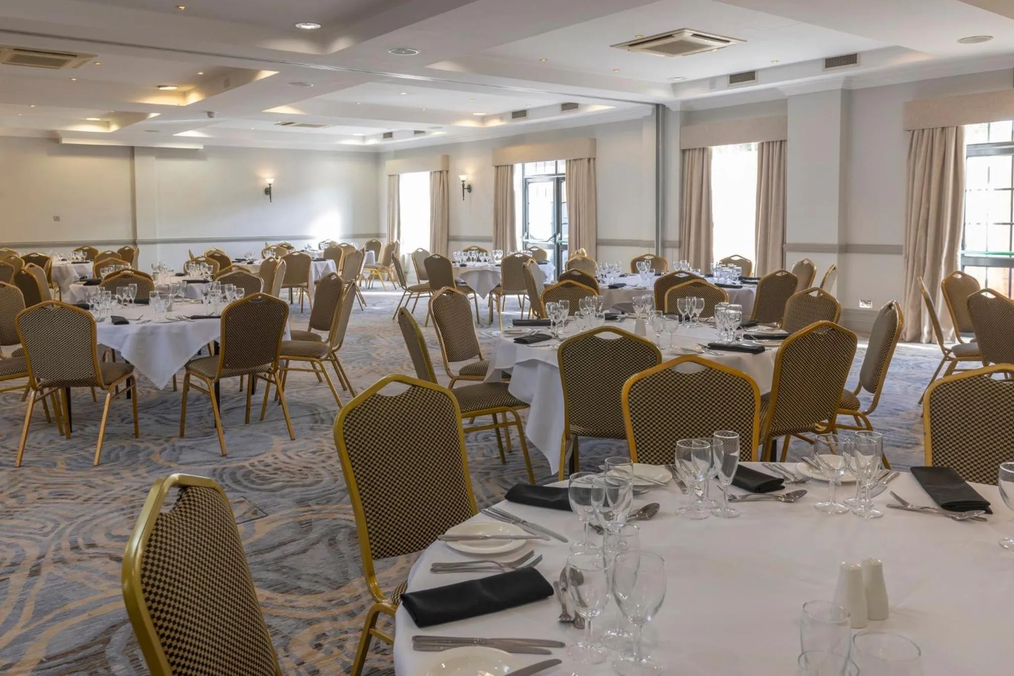 Banquet/Function facilities in Best Western Premier EMA Yew Lodge Hotel