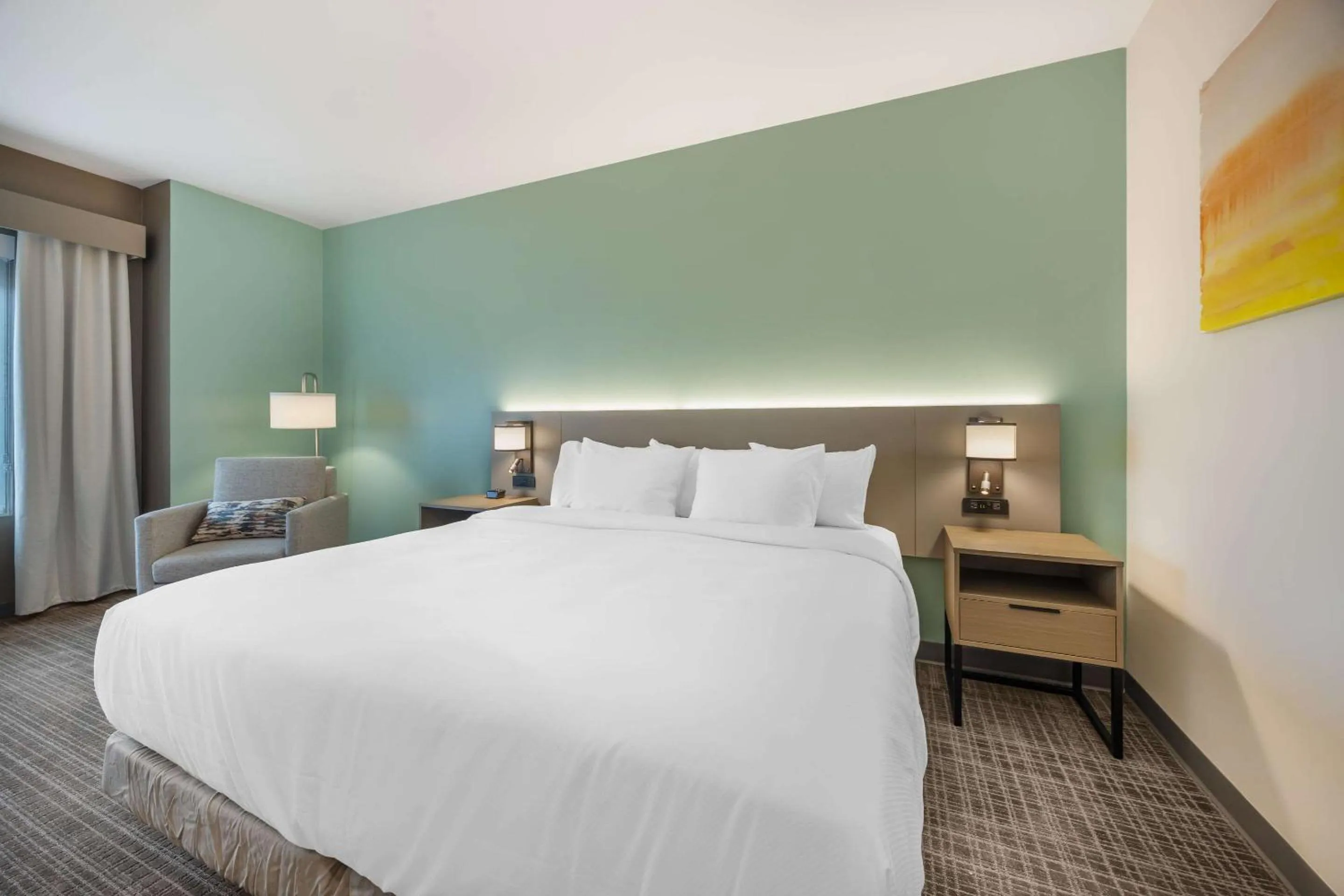 Bedroom, Bed in Comfort Inn & Suites Nashville