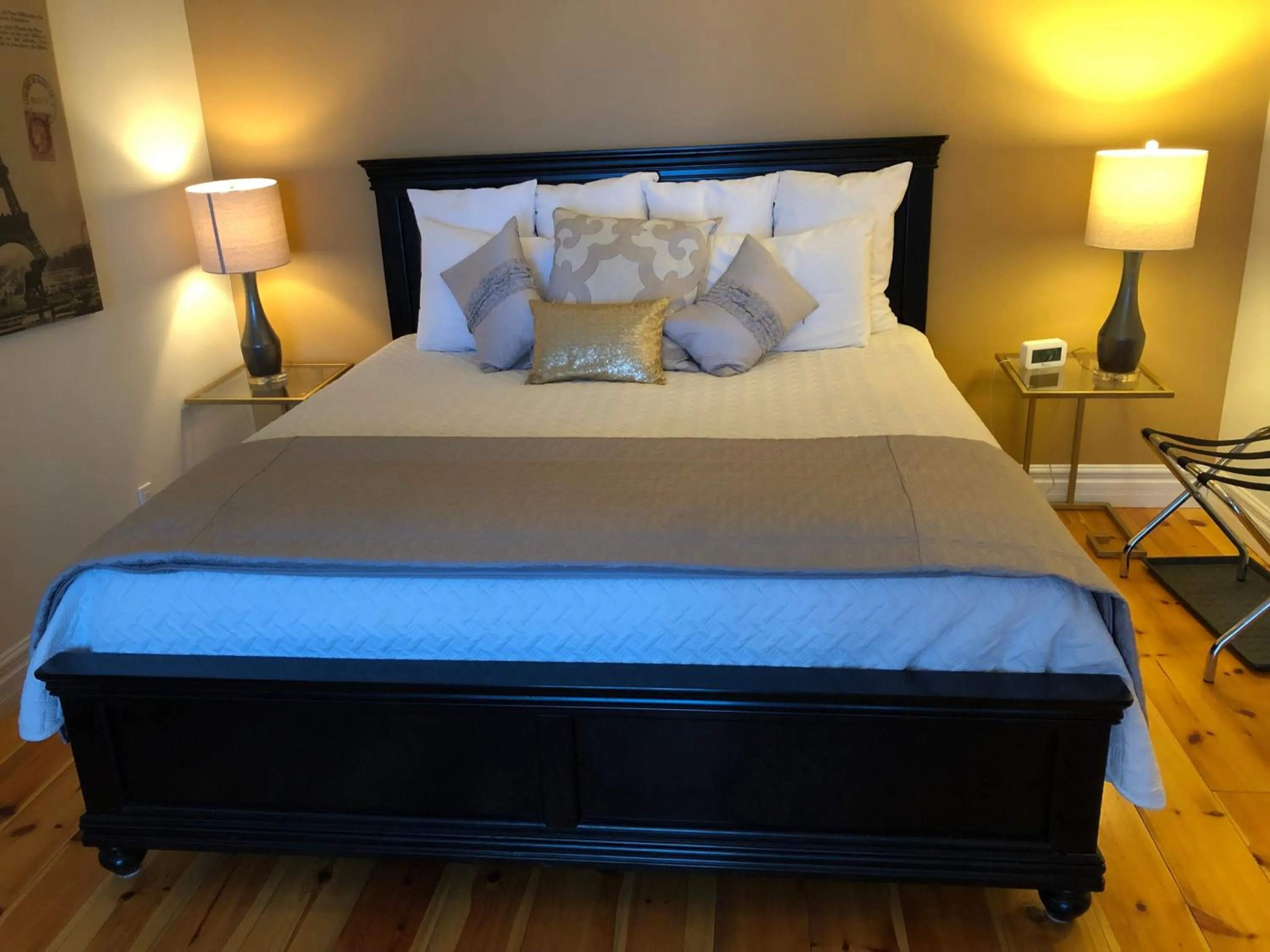 Bed in Belle de Nuit