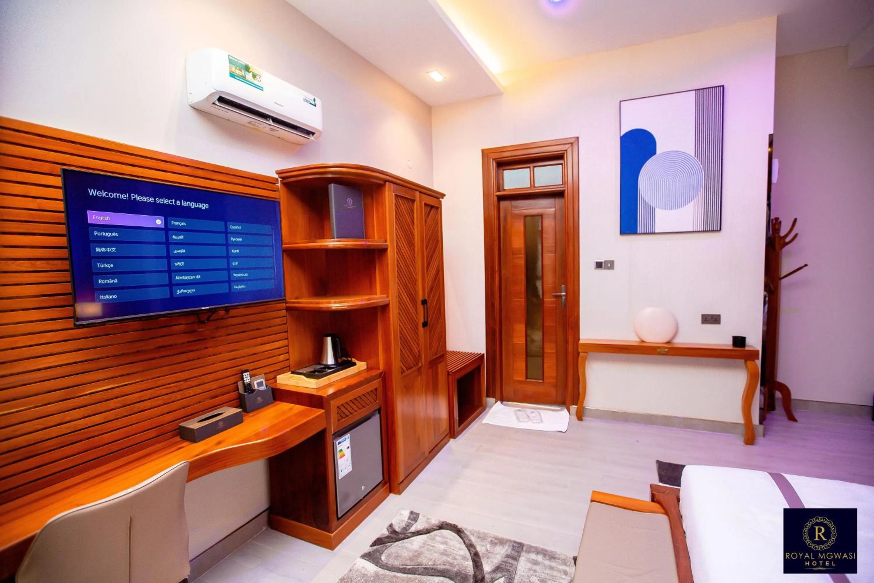 TV and multimedia in Royal Mgwasi Hotel