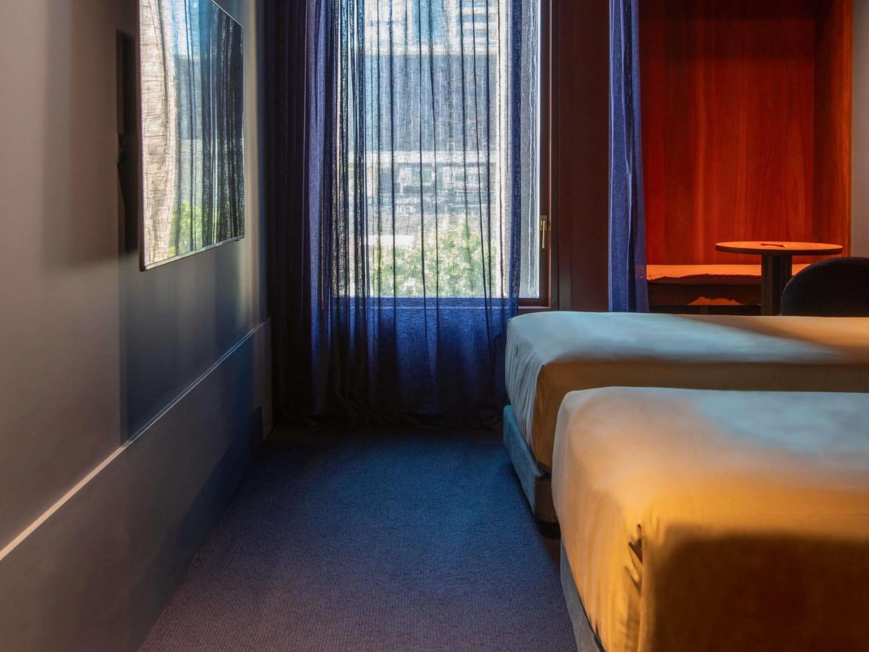 Bedroom, Bed in Hyde Melbourne Place