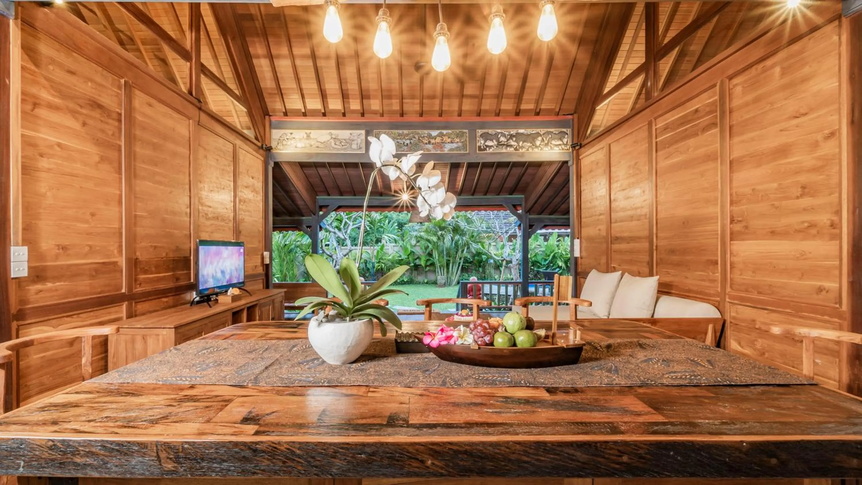 TV and multimedia in The Puspa Villa