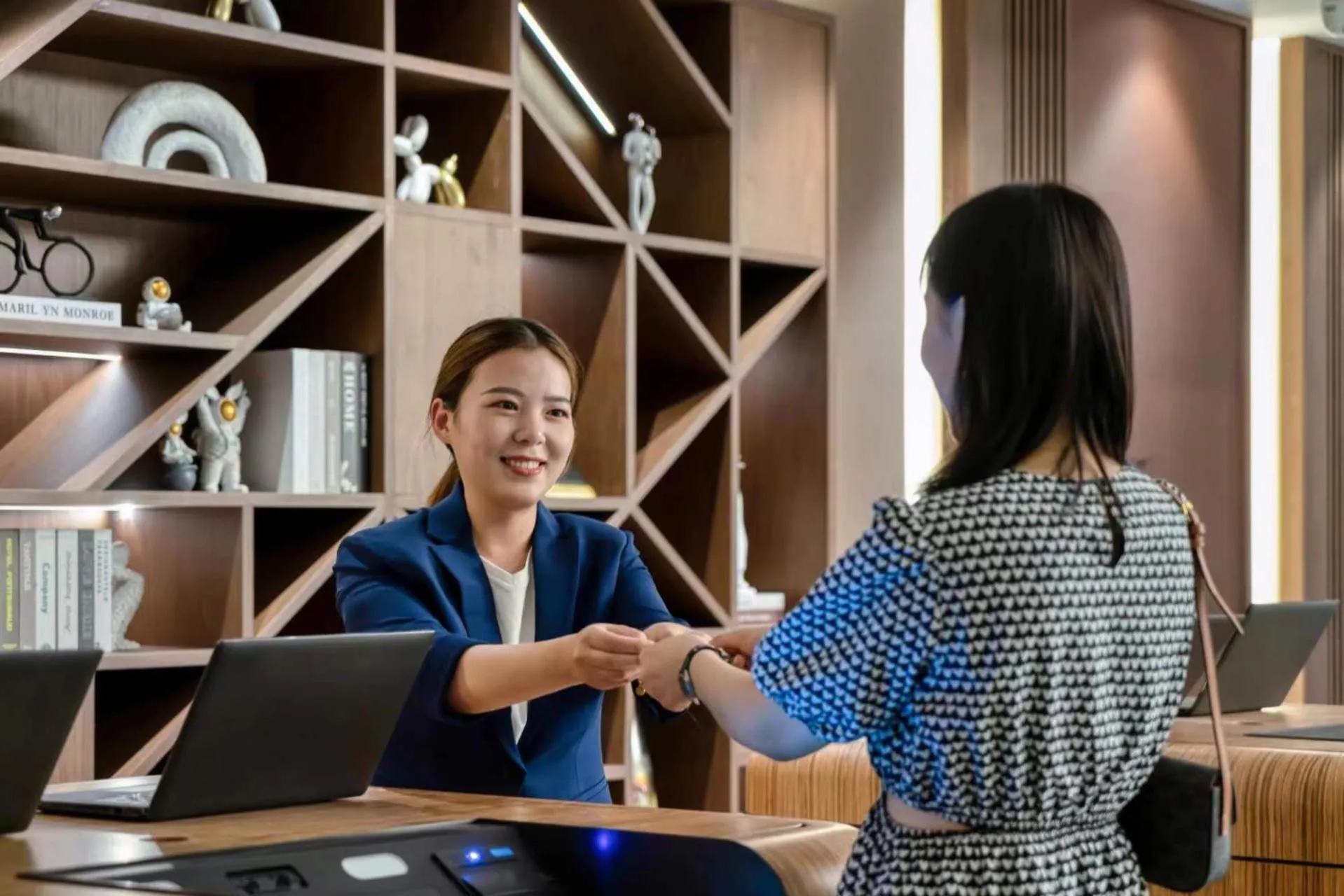 Business facilities in UrCove by Hyatt Jiashan Centre