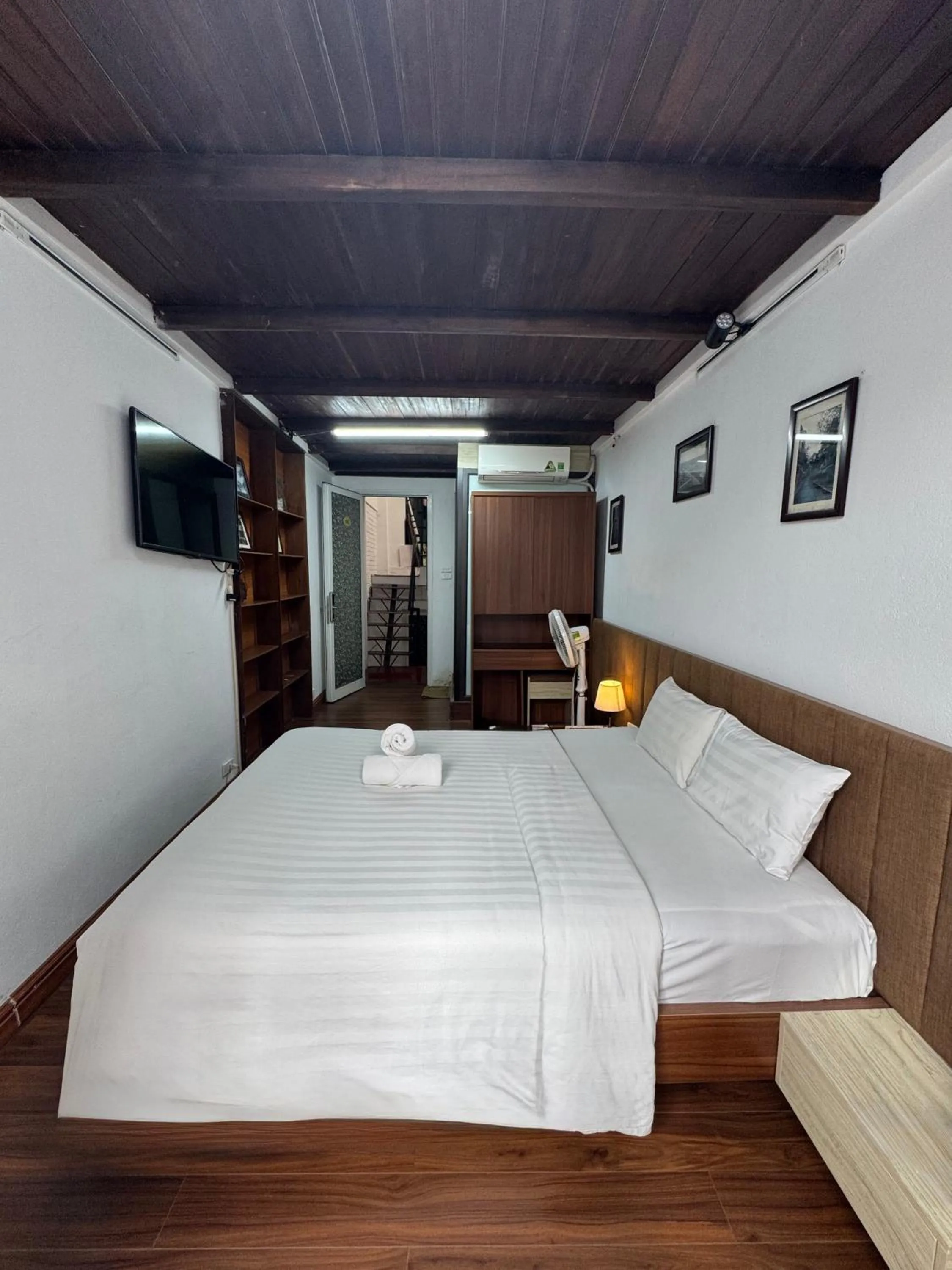 Photo of the whole room, Bed in Hanoi Center View Hotel and Spa