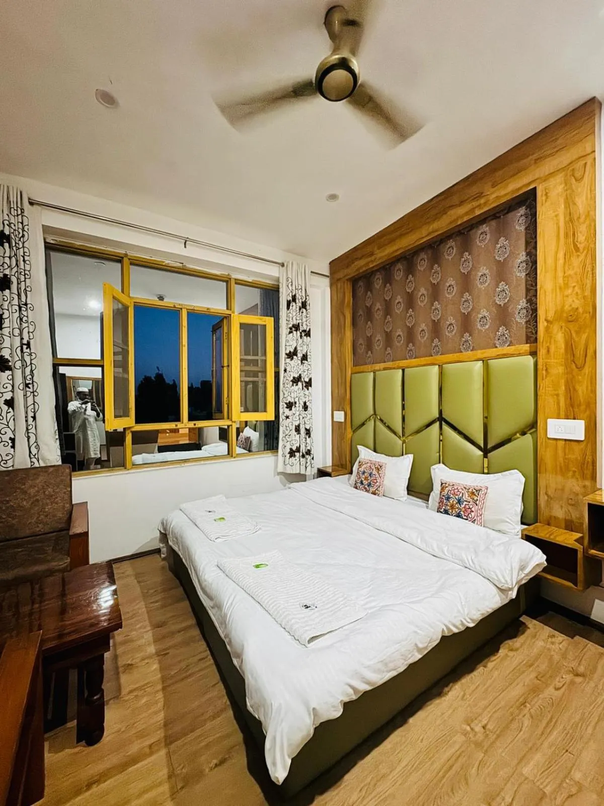Bed in Gulmarg GS Residency Hotel
