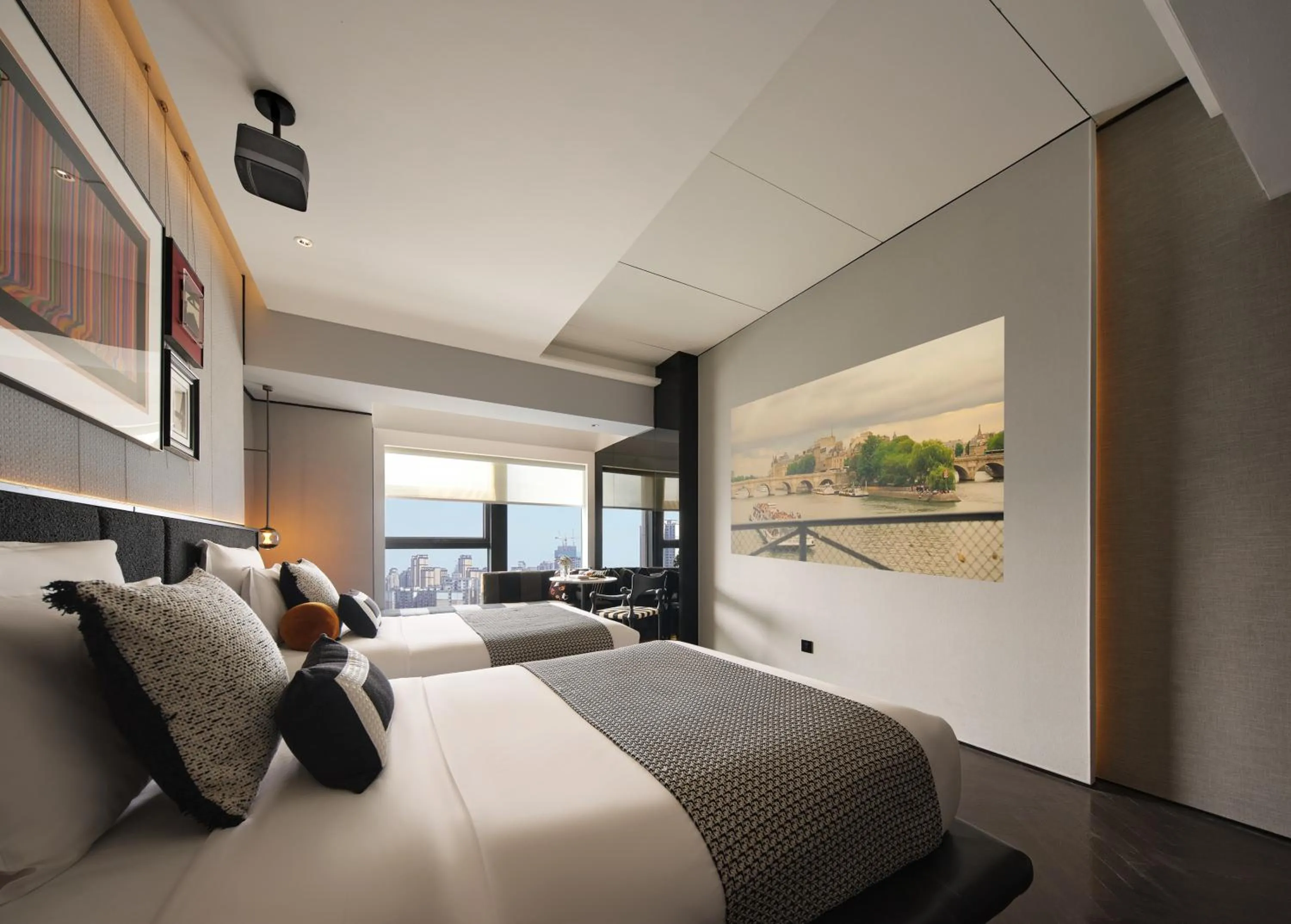 Photo of the whole room, Bed in ISEYA Design Hotel Chengdu Taikoo Li