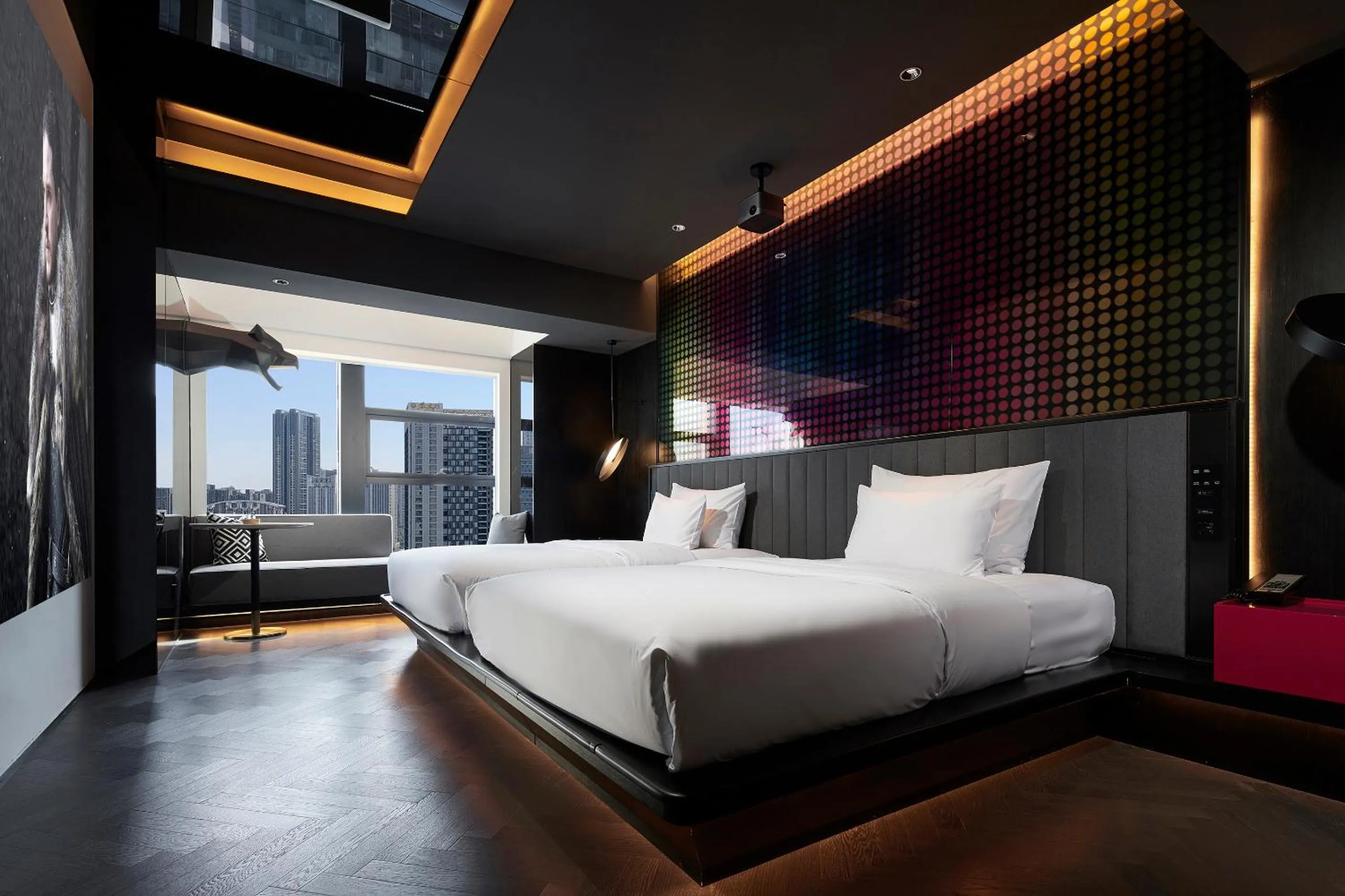 Photo of the whole room, Bed in ISEYA Design Hotel Chengdu Taikoo Li