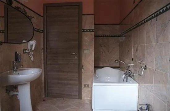 Bathroom in Casale delle Rose B&B Fattoria