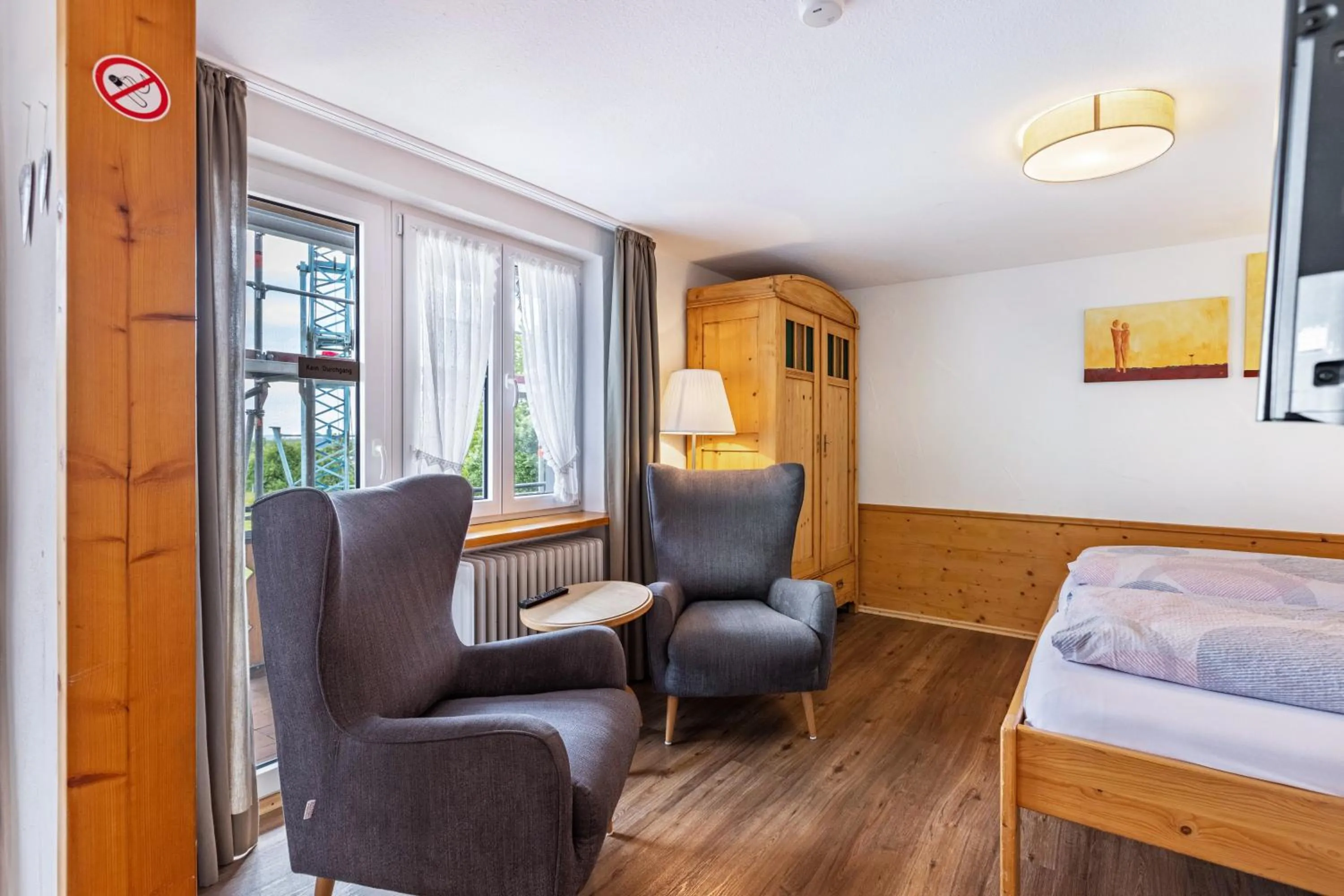 Property building, Bed in Pension Ferienwohnung Baarblick