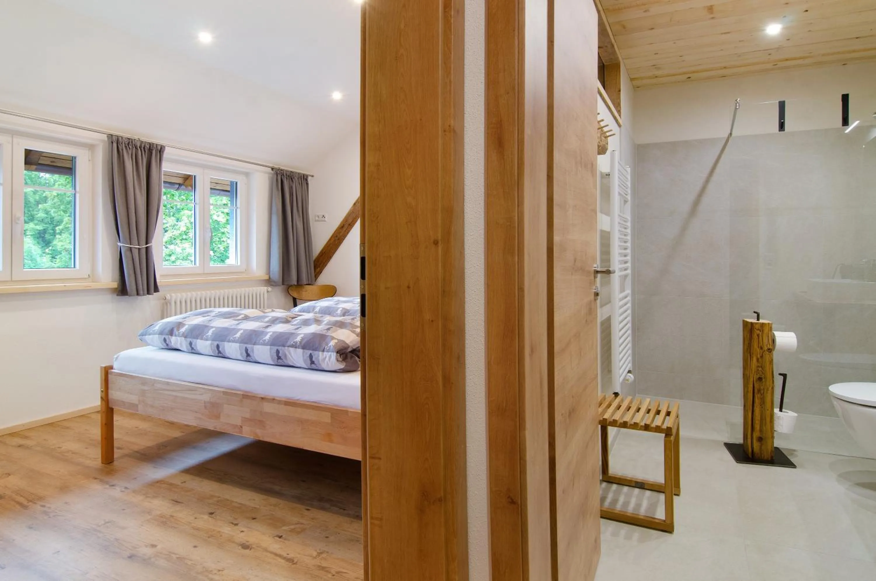 Living room, Bed in Pension Ferienwohnung Baarblick