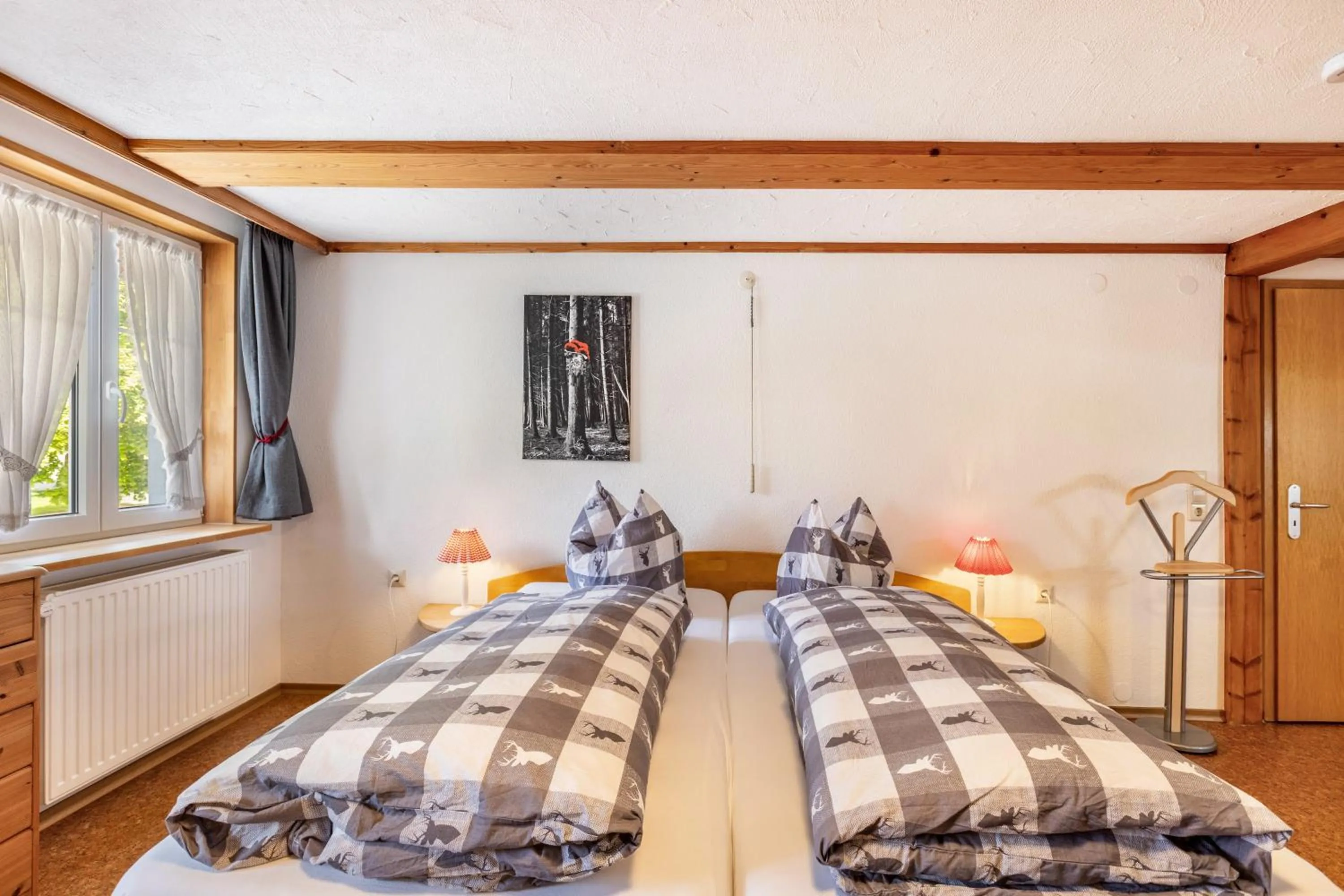 Property building, Bed in Pension Ferienwohnung Baarblick