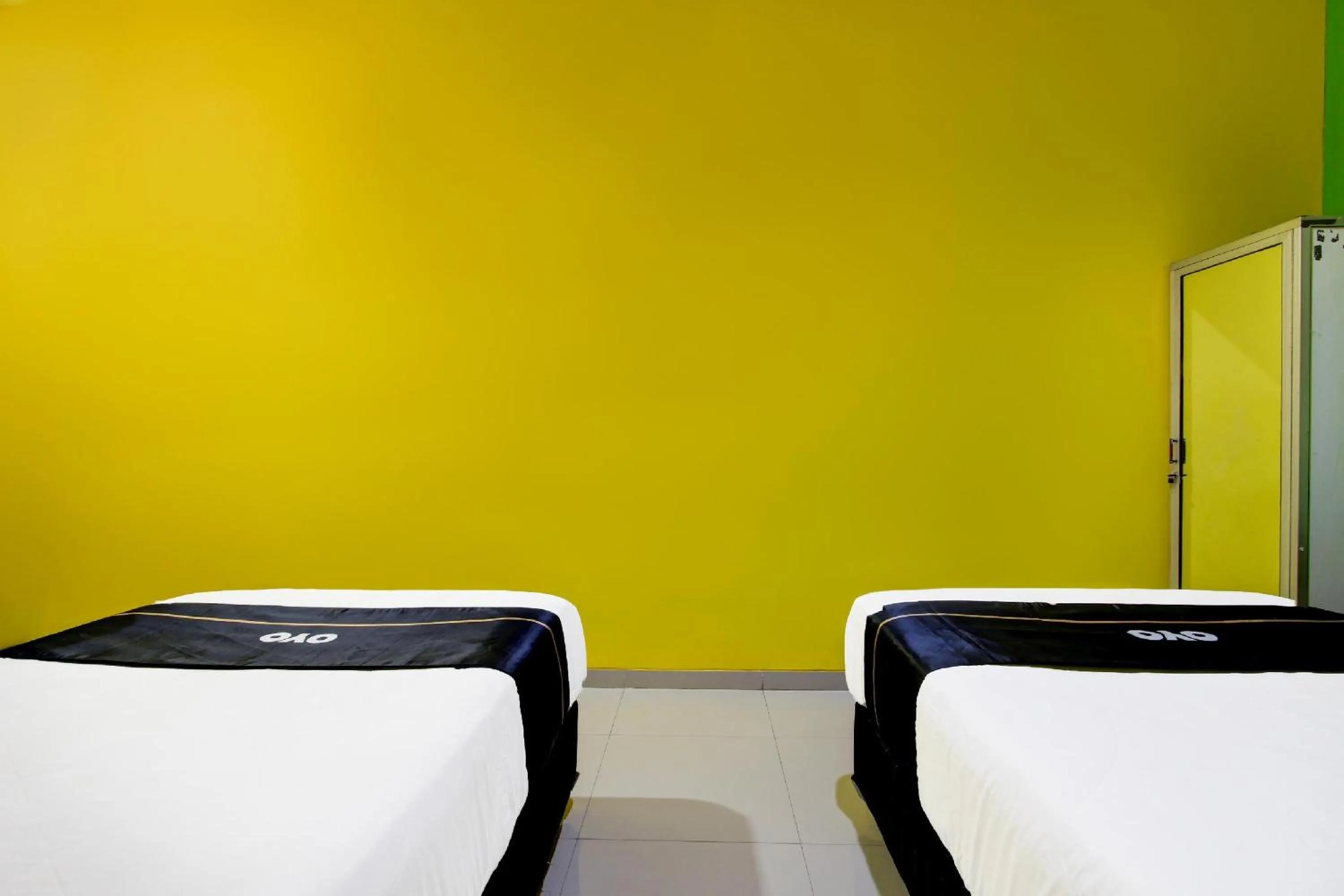 Bedroom, Bed in Hotel O Amanah Sejahtera Near Bandara Adi Soemarmo