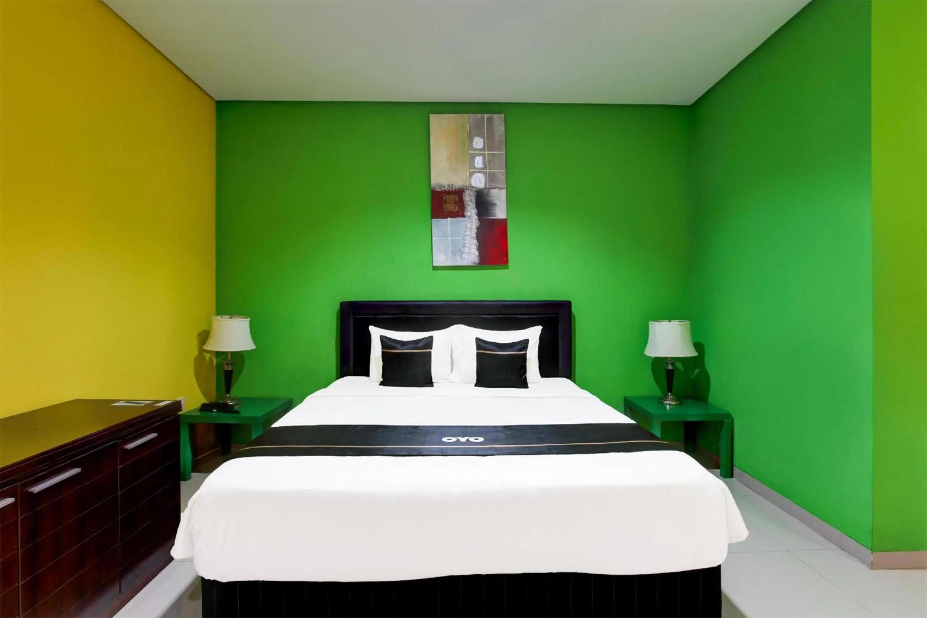 Bedroom, Bed in Hotel O Amanah Sejahtera Near Bandara Adi Soemarmo