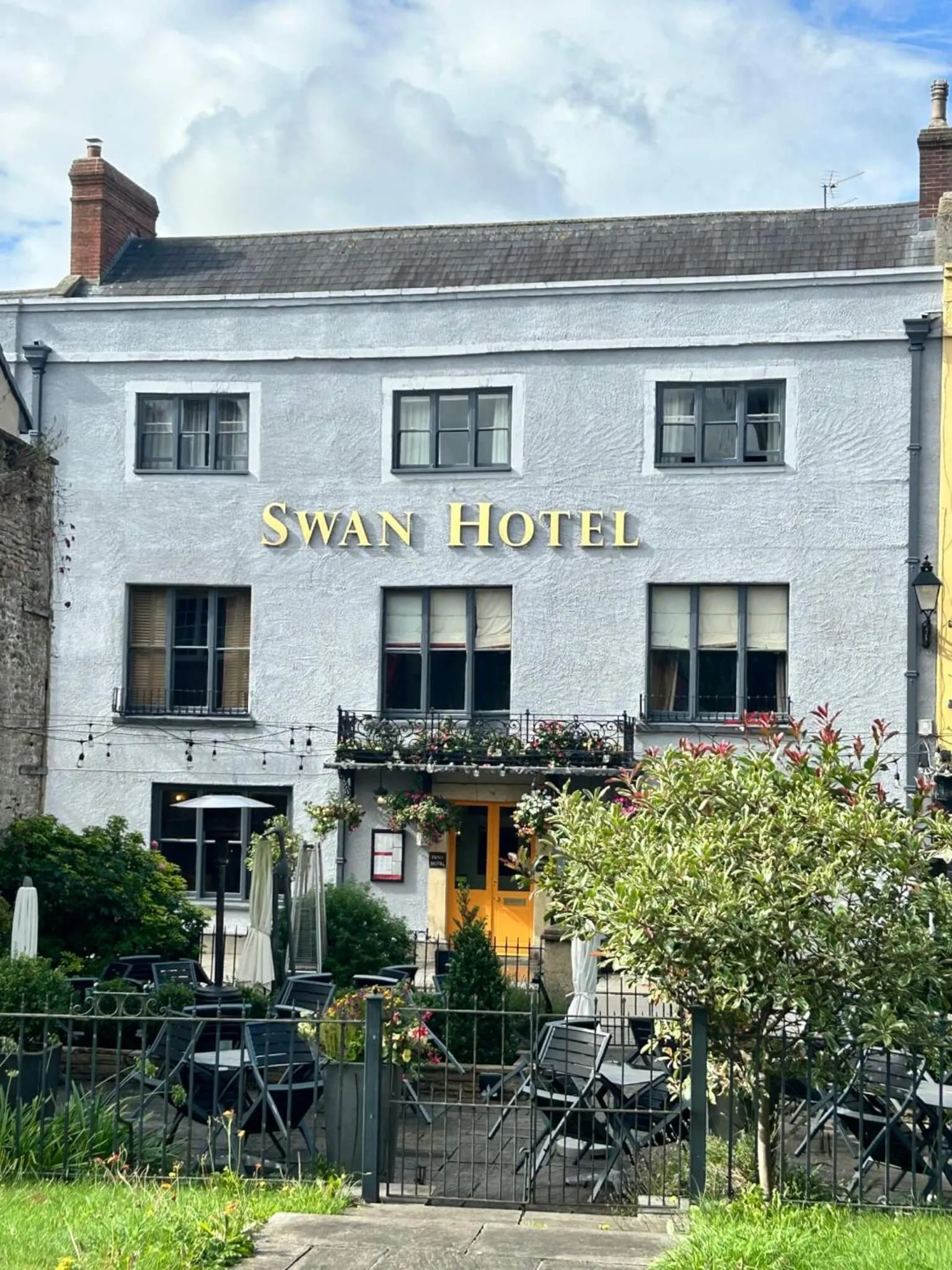 Property building in The Swan Hotel, Wells, Somerset - The Coaching Inn Group