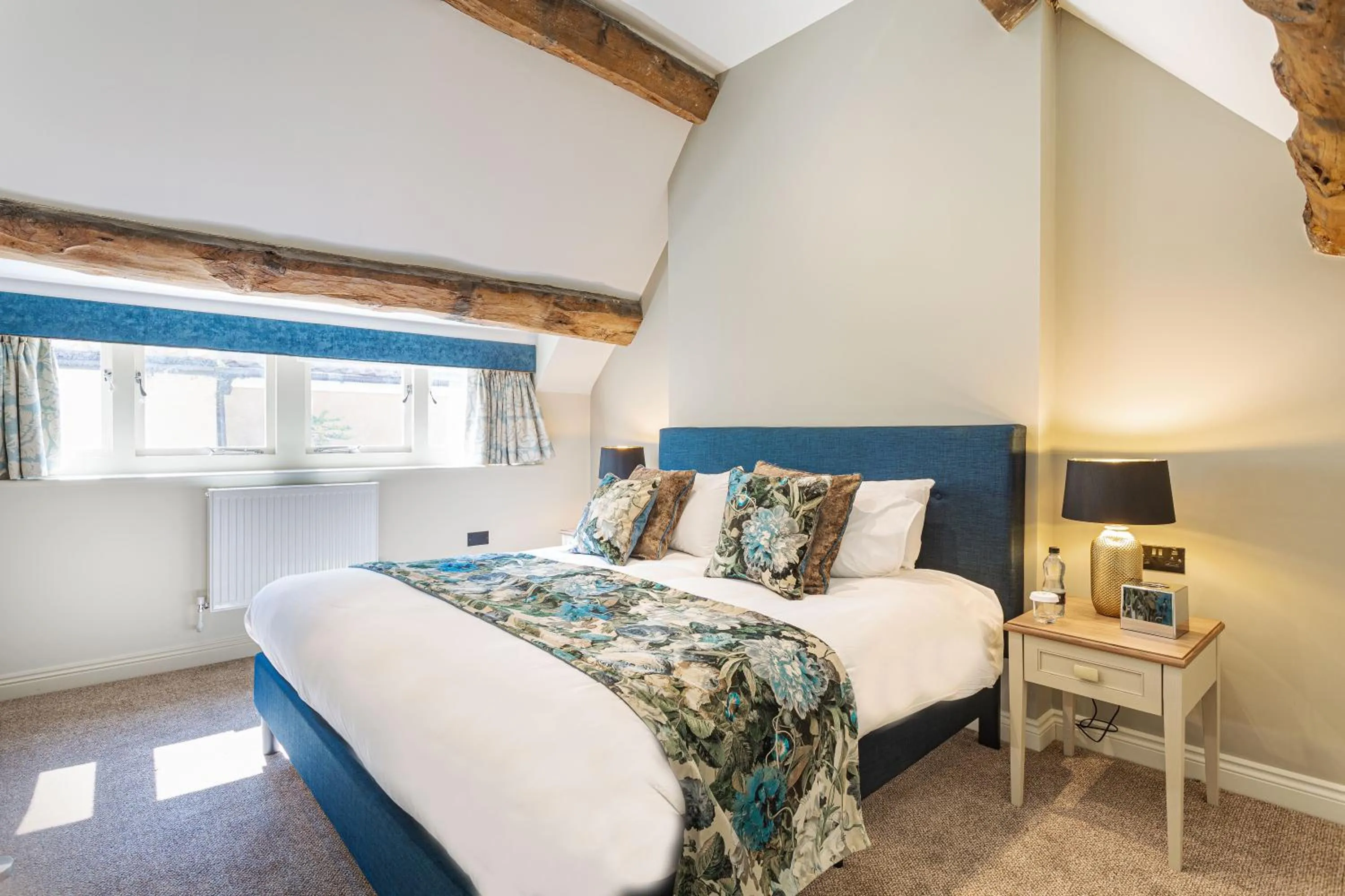 Bed in The Swan Hotel, Wells, Somerset - The Coaching Inn Group