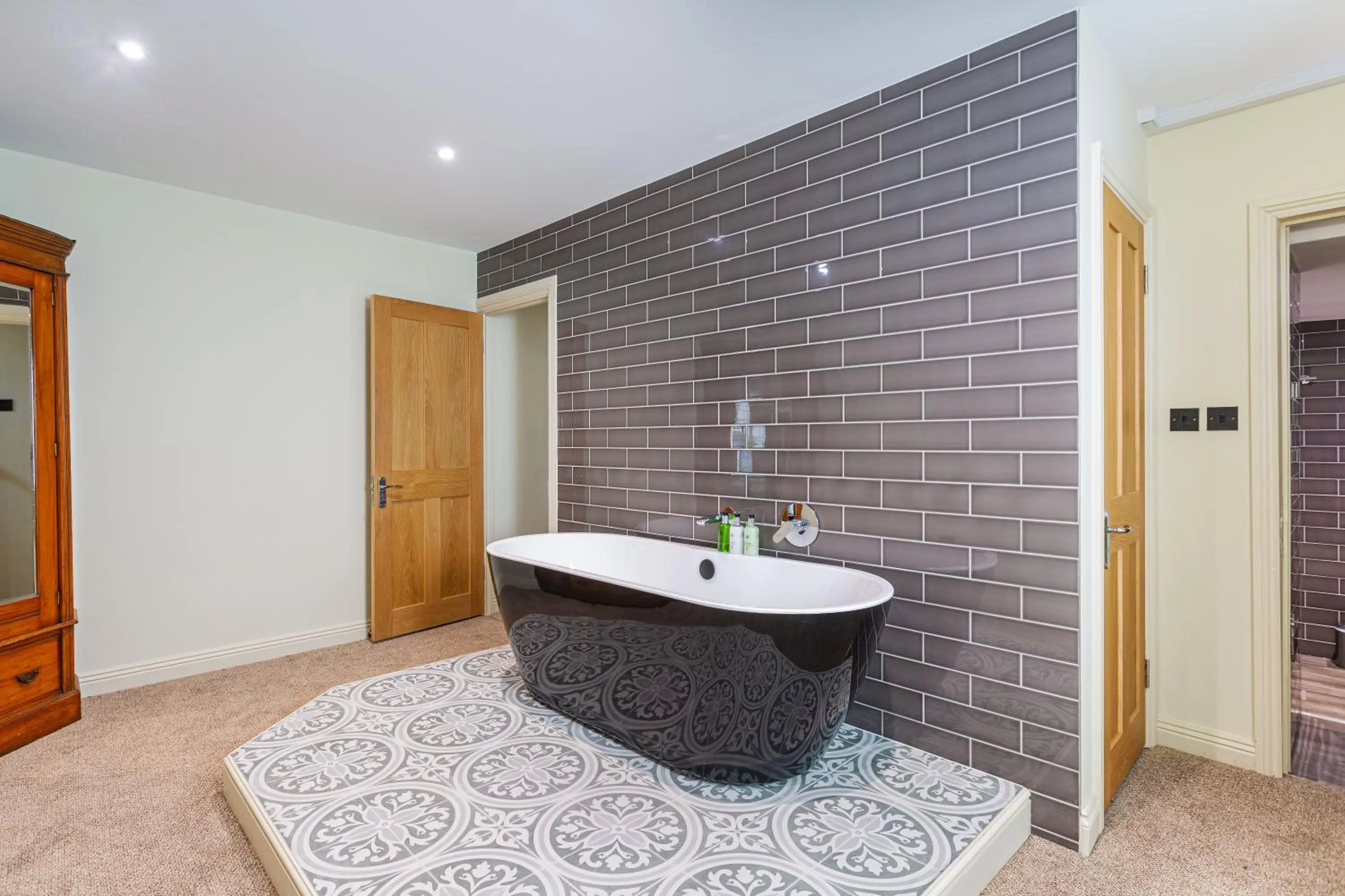 The Swan Hotel, Wells, Somerset - The Coaching Inn Group