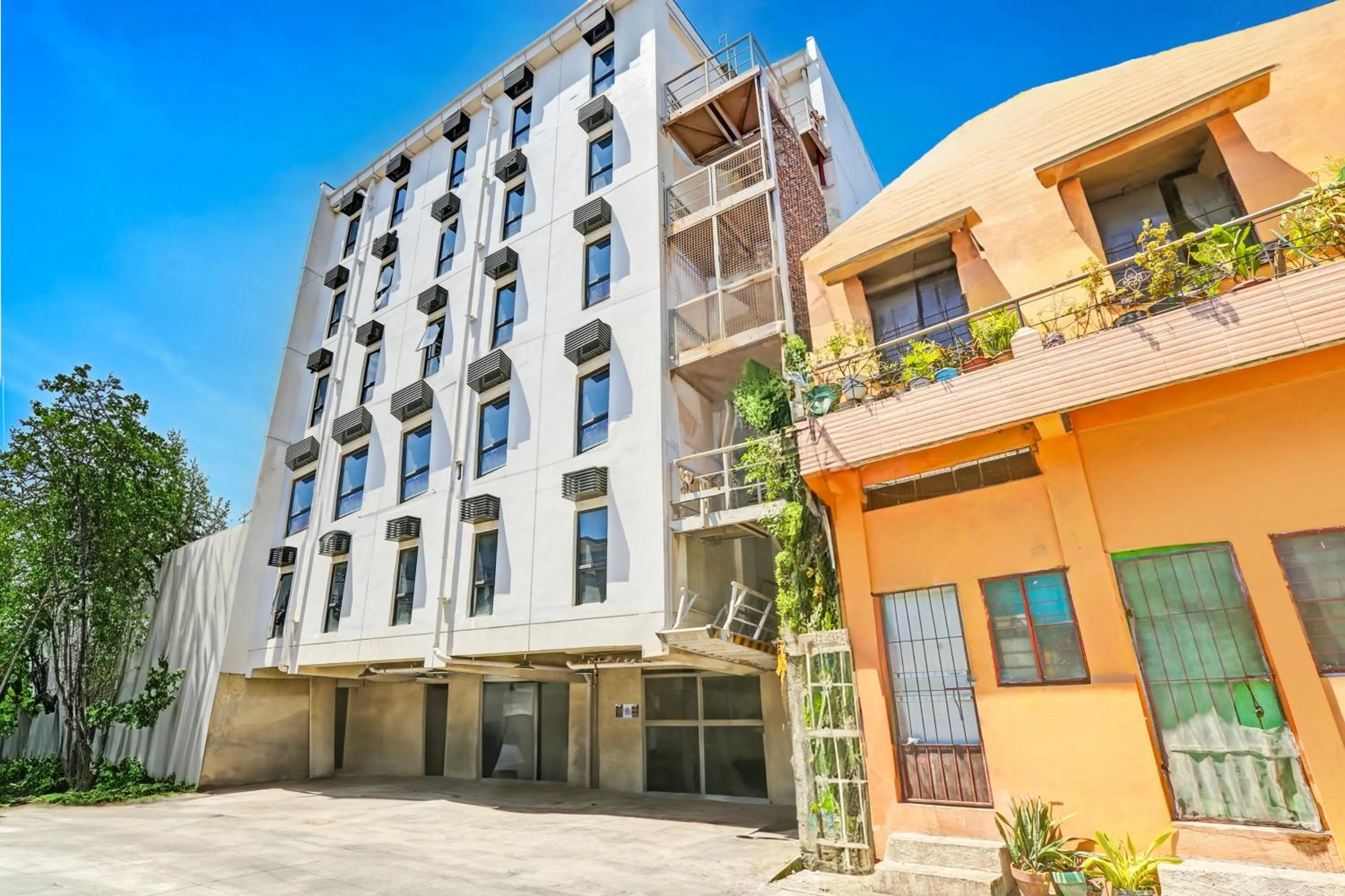 Facade/entrance in Spot On Classy Bunkbeds Near Makati Manila Formerly MYTOWN Madrid