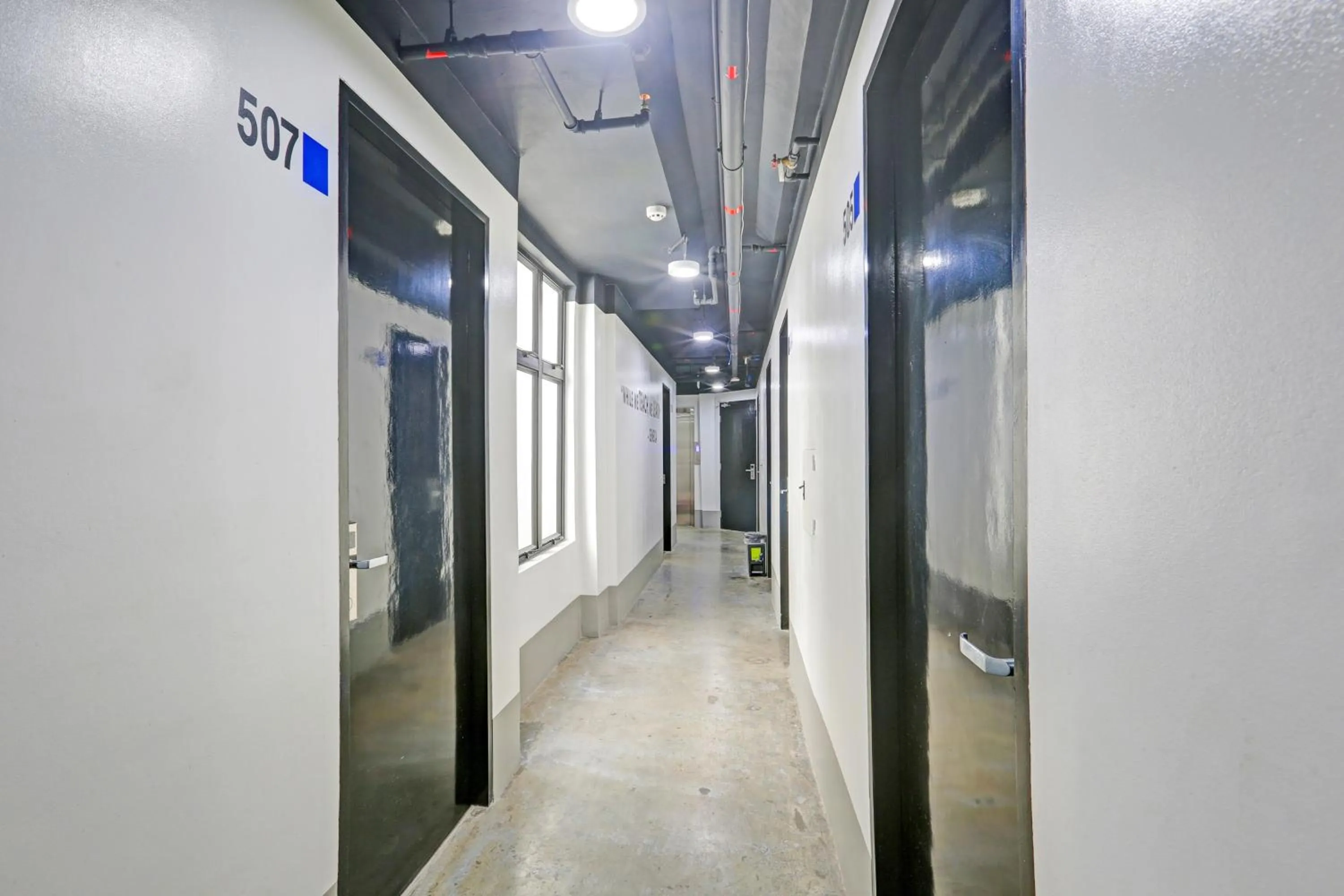 Lobby or reception in Spot On Classy Bunkbeds Near Makati Manila Formerly MYTOWN Madrid