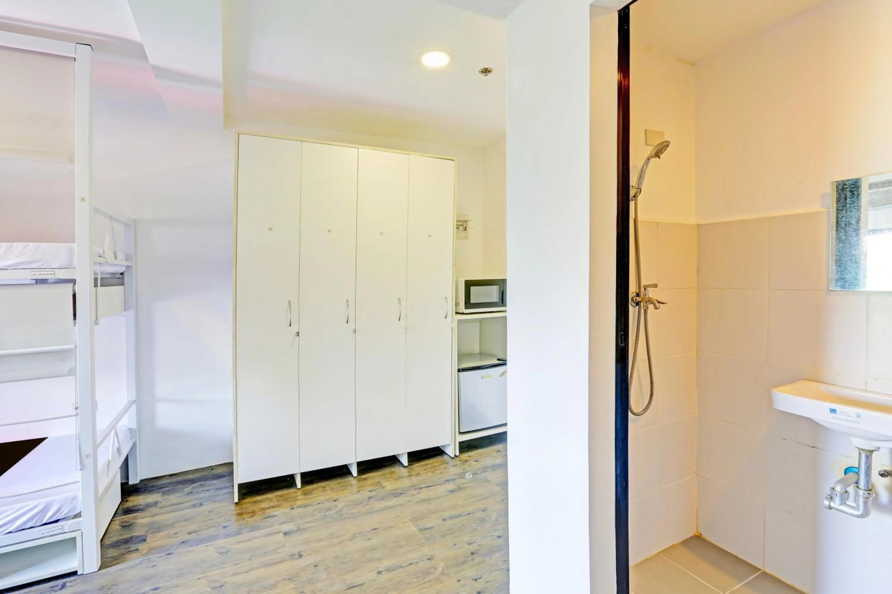 Bedroom in Spot On Hostel ,Taguig Manila Formerly MYTOWN HongKong