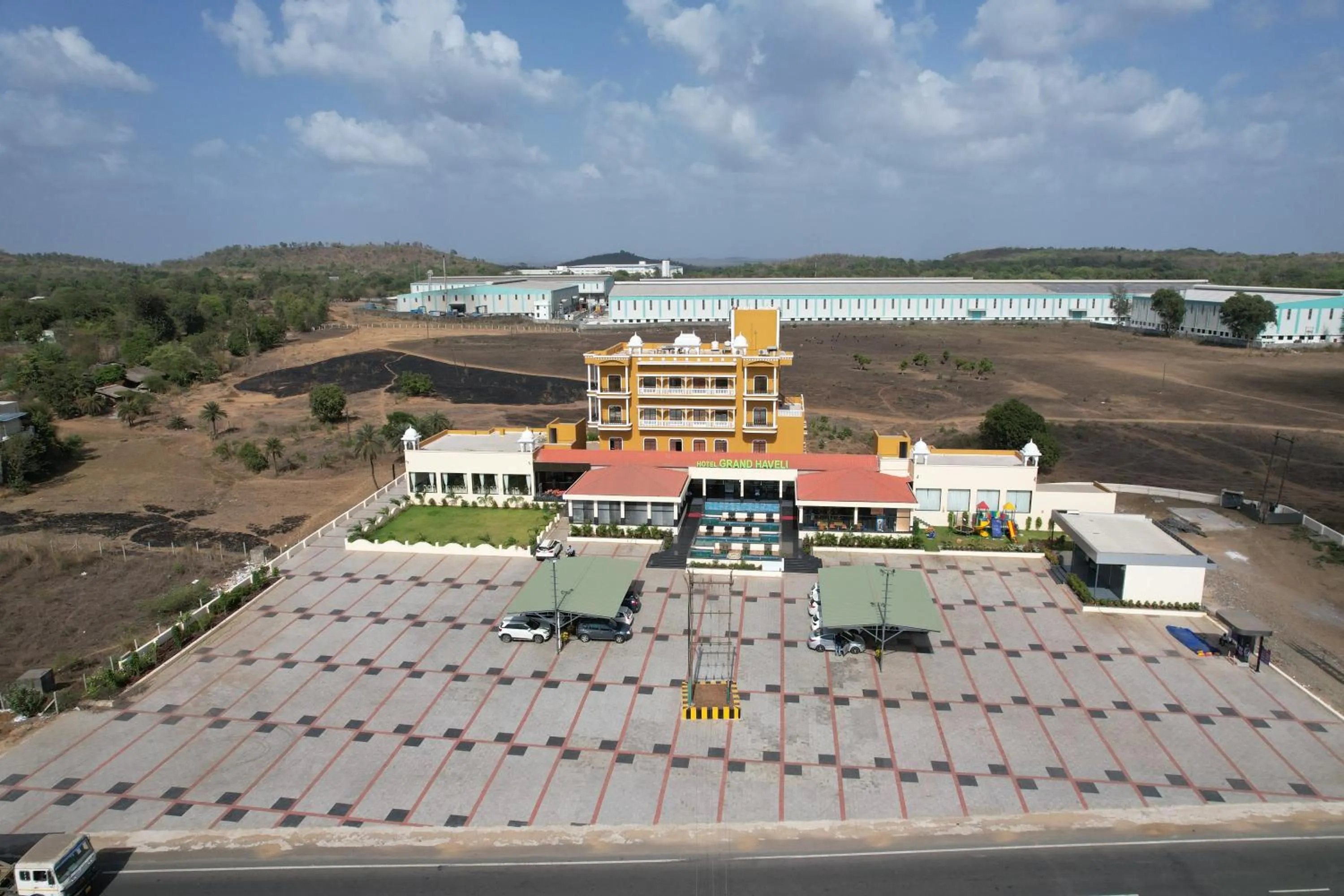 Property building in Hotel Grand Haveli