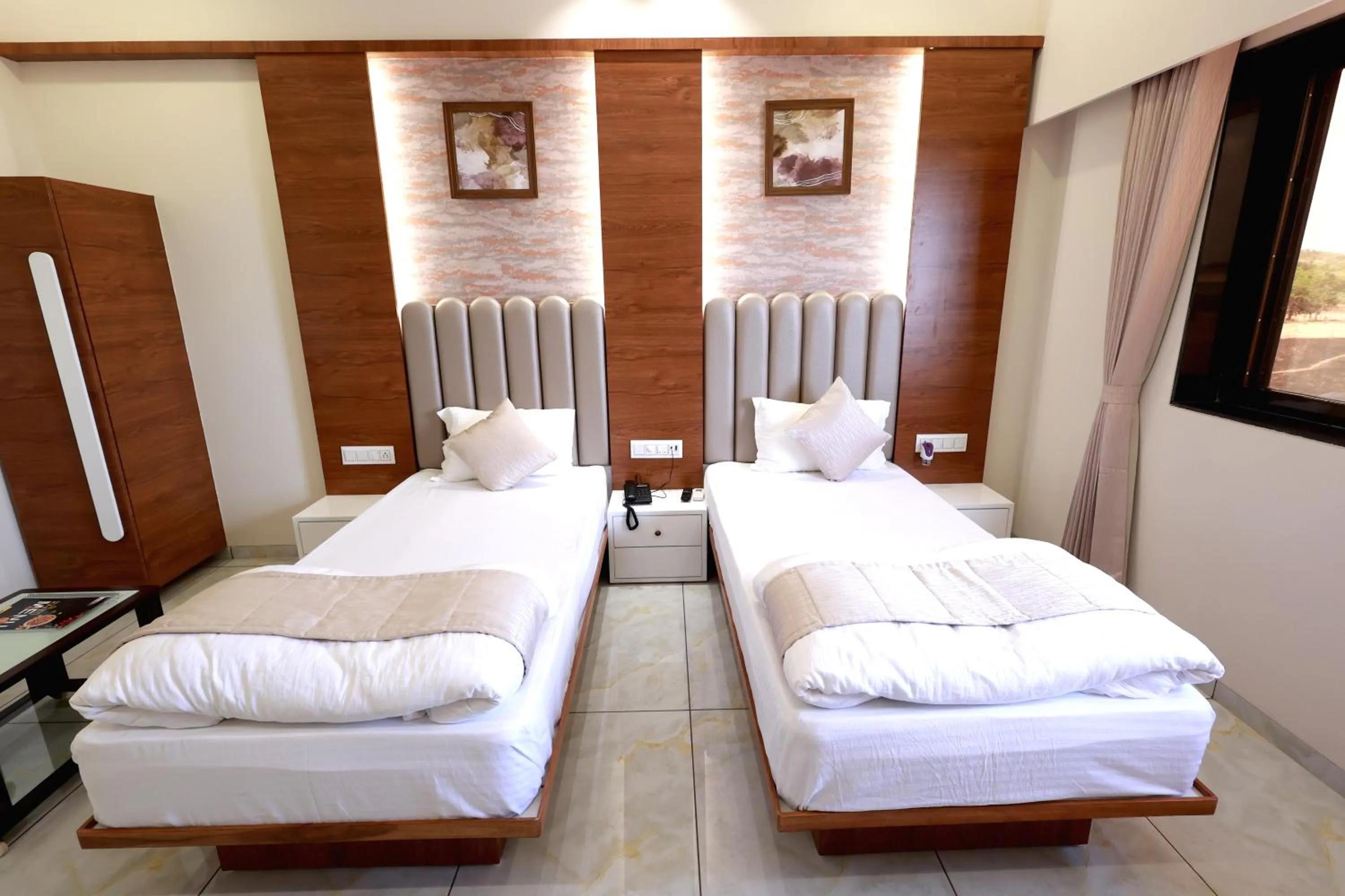 Bed in Hotel Grand Haveli