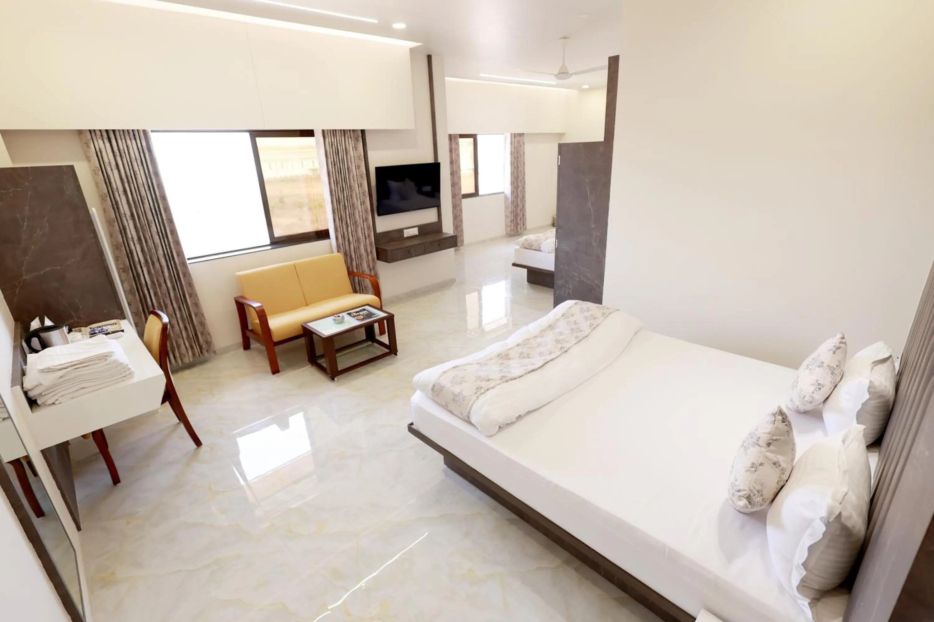 Bed in Hotel Grand Haveli