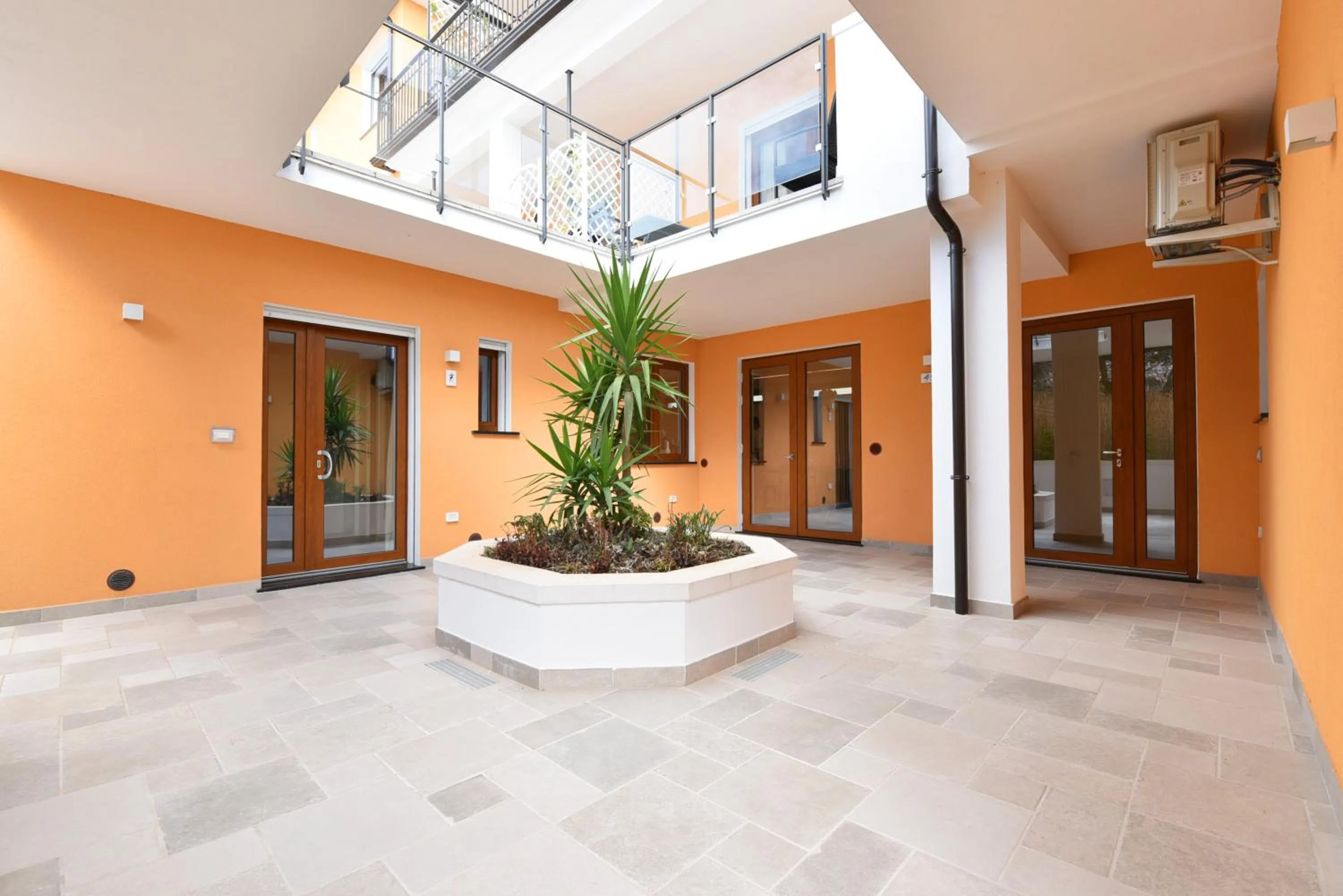 Inner courtyard view in Casa Emma BnB Agerola