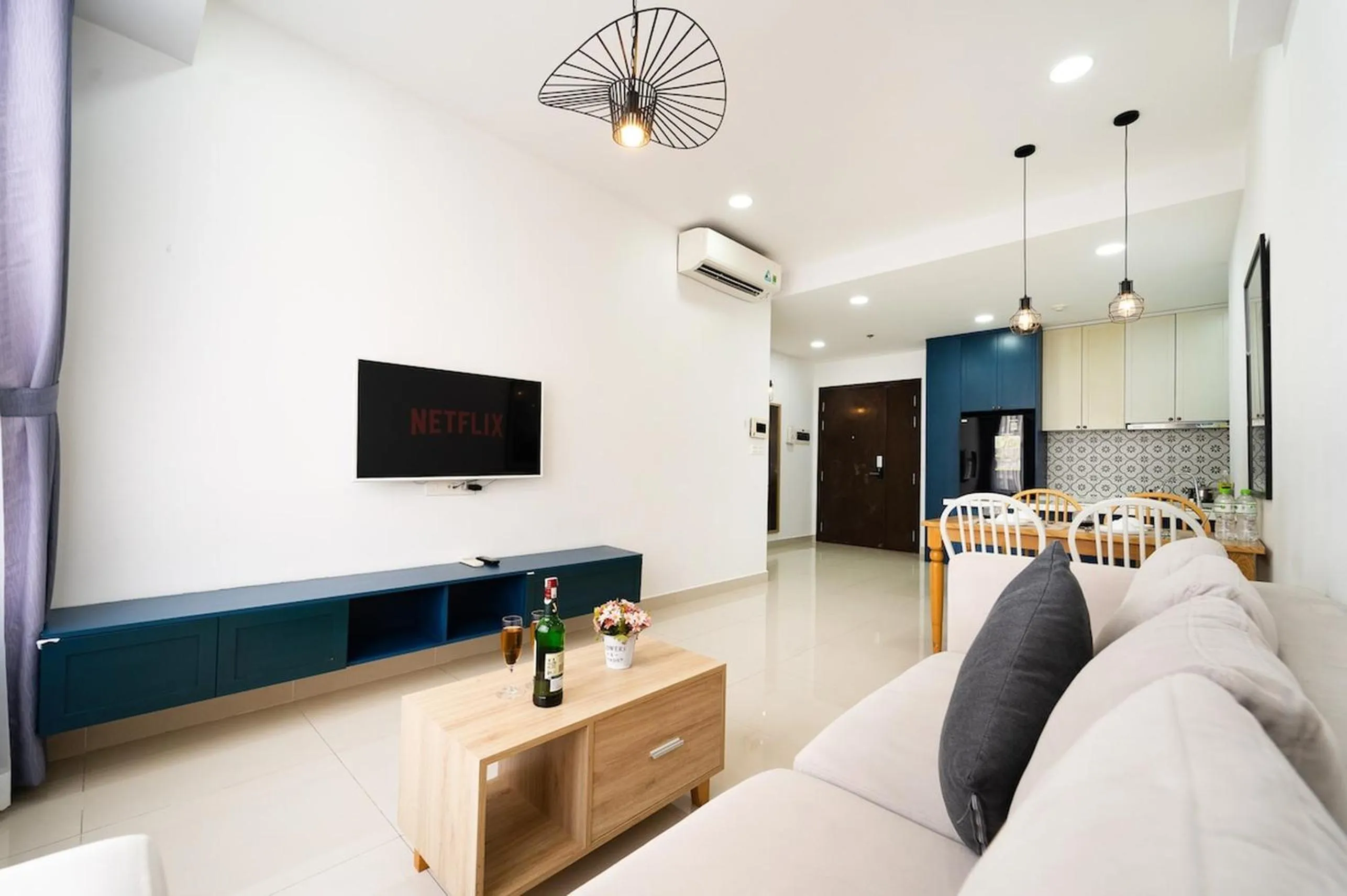 TV and multimedia in The RiverGate Apartments & Condo Saigon