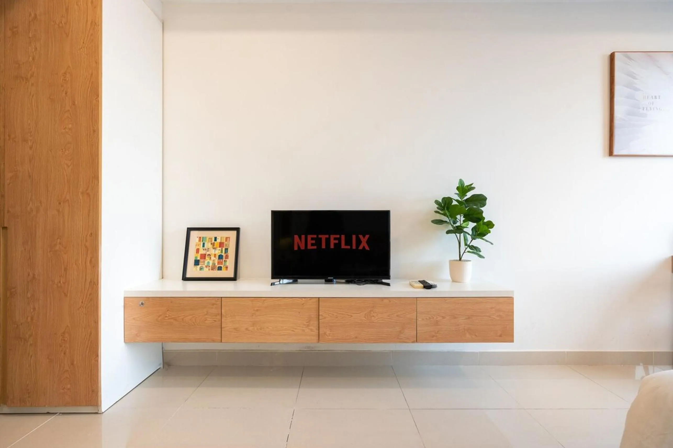 TV and multimedia in The RiverGate Apartments & Condo Saigon