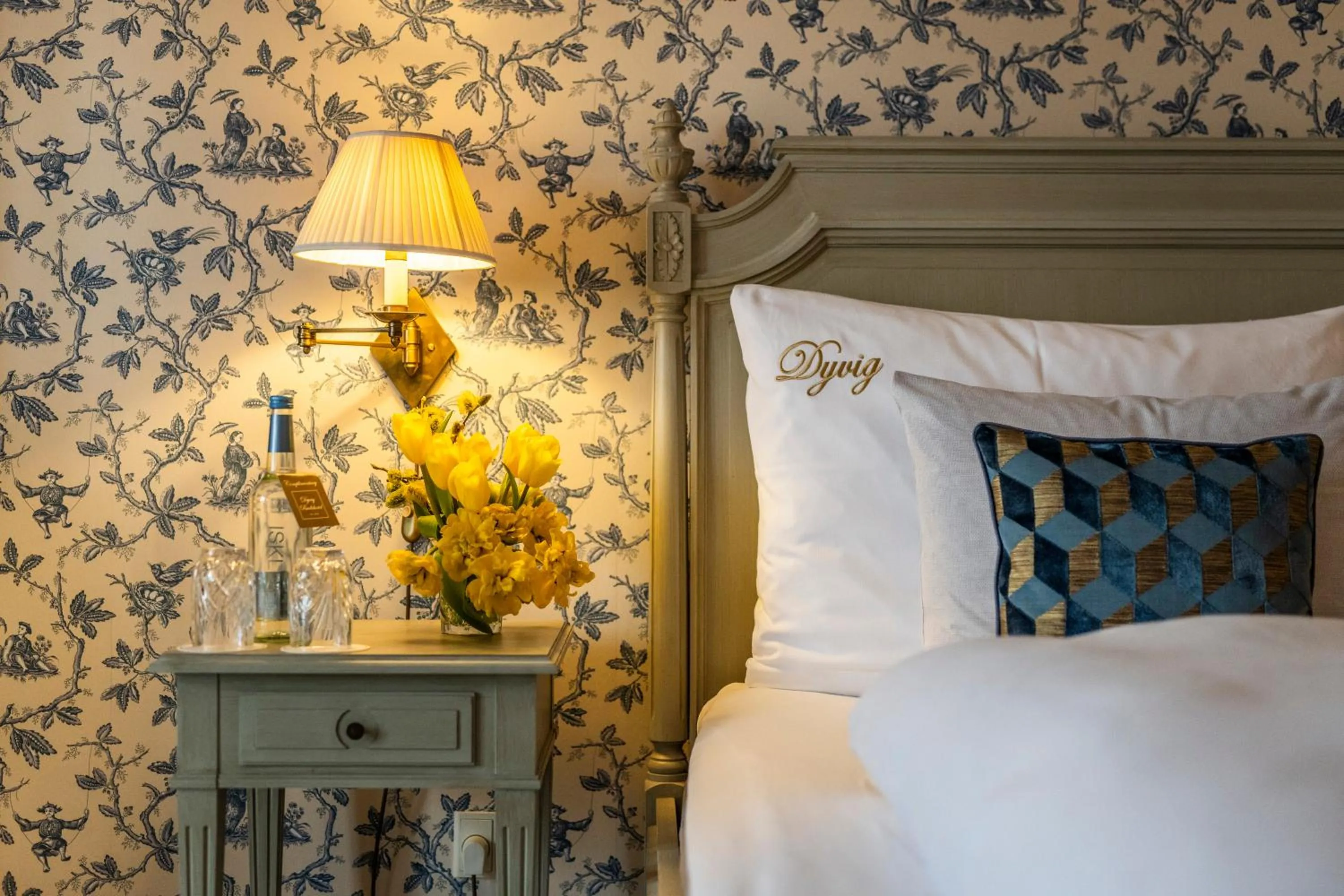 Bed in Dyvig Badehotel