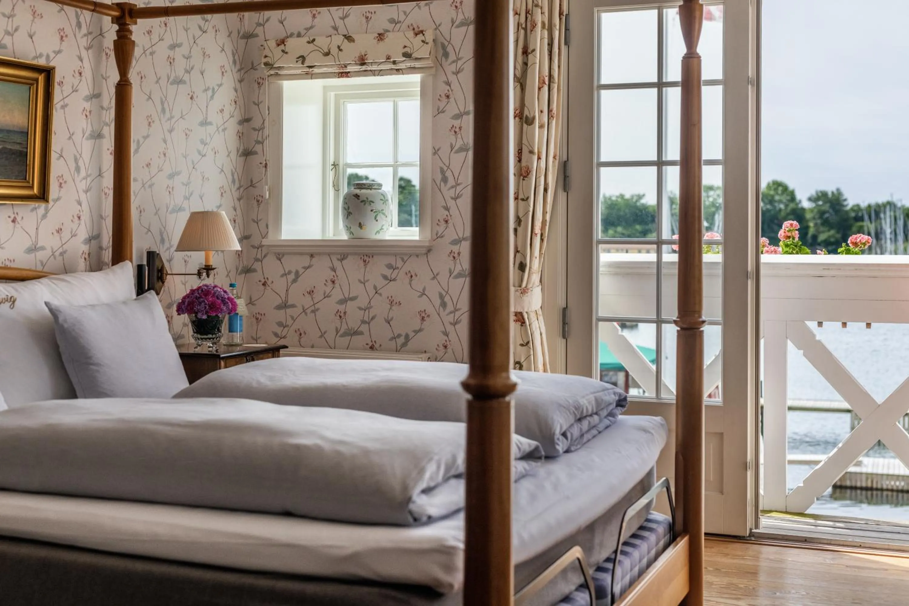 Bed in Dyvig Badehotel