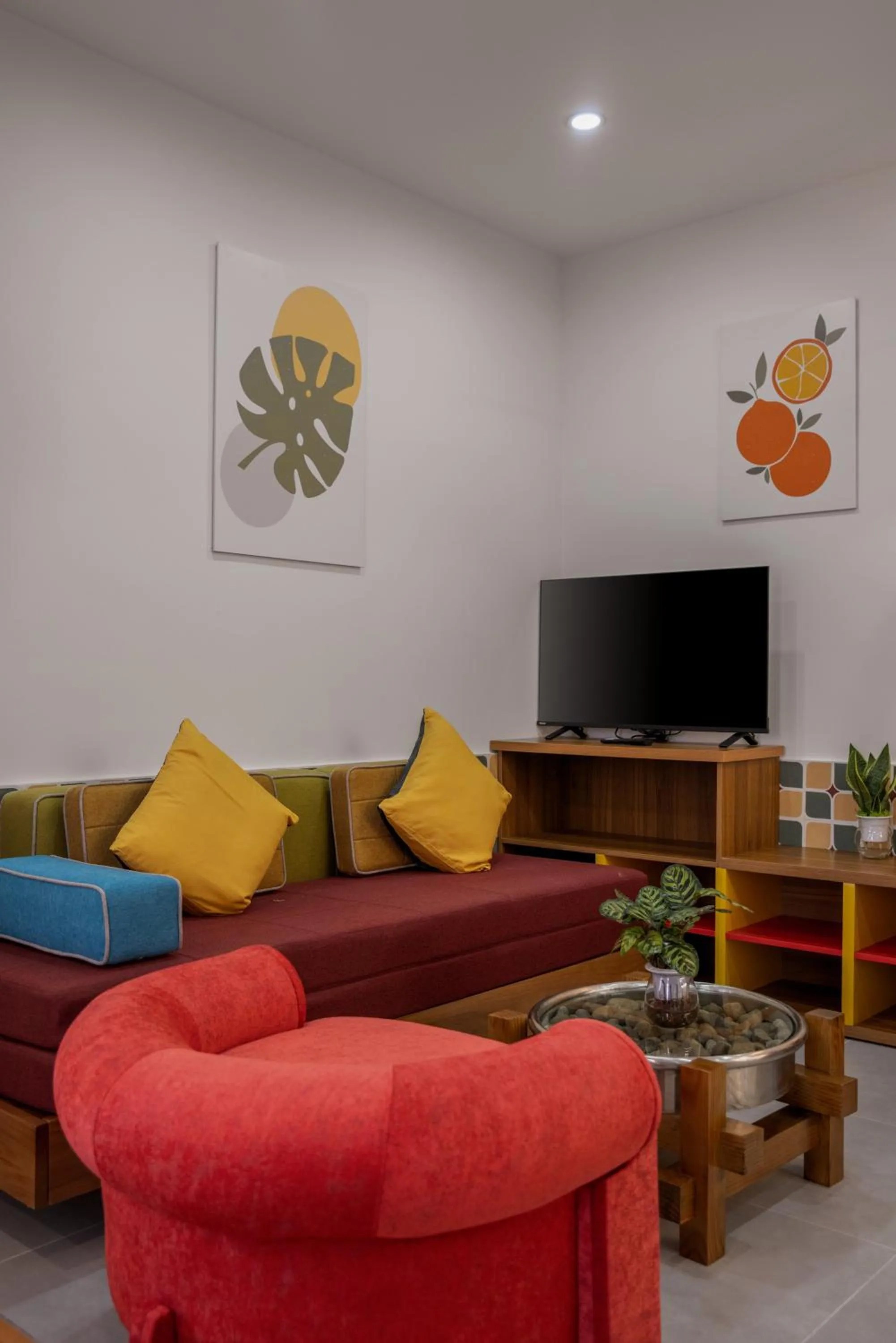 Communal lounge/ TV room in Q Apartment Da Nang