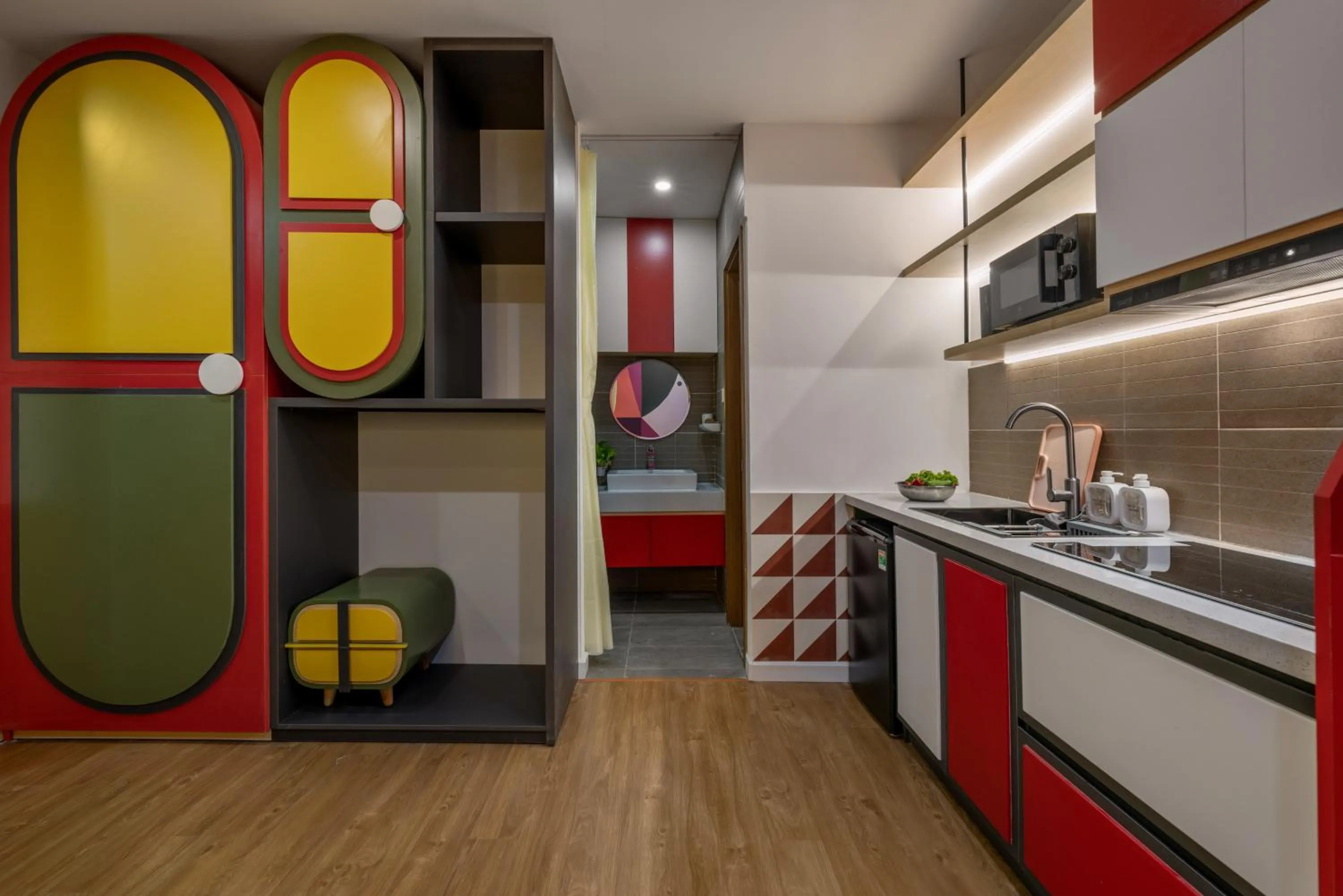 stove in Q Apartment Da Nang