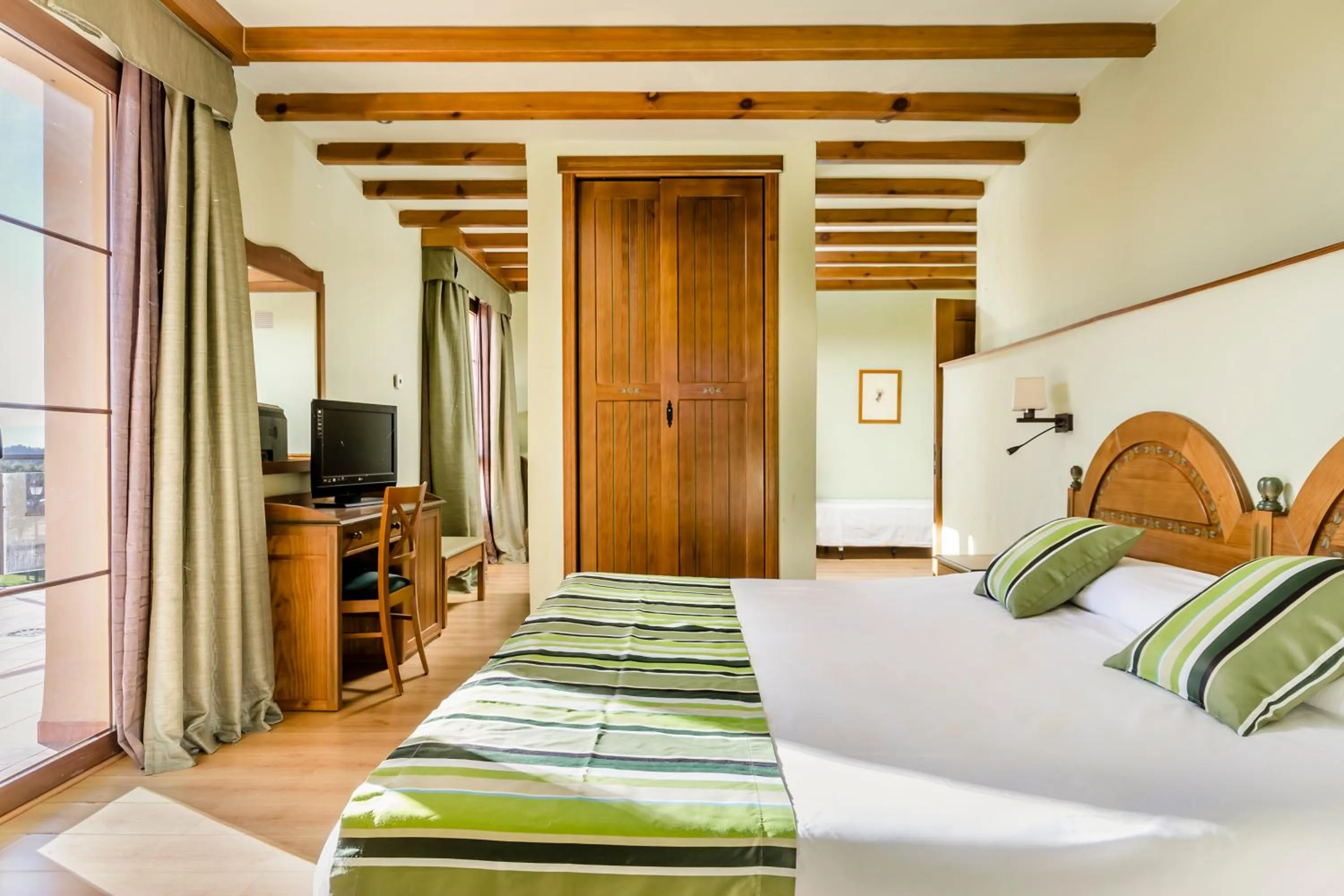 Bed in Hotel Rural Los Nogales