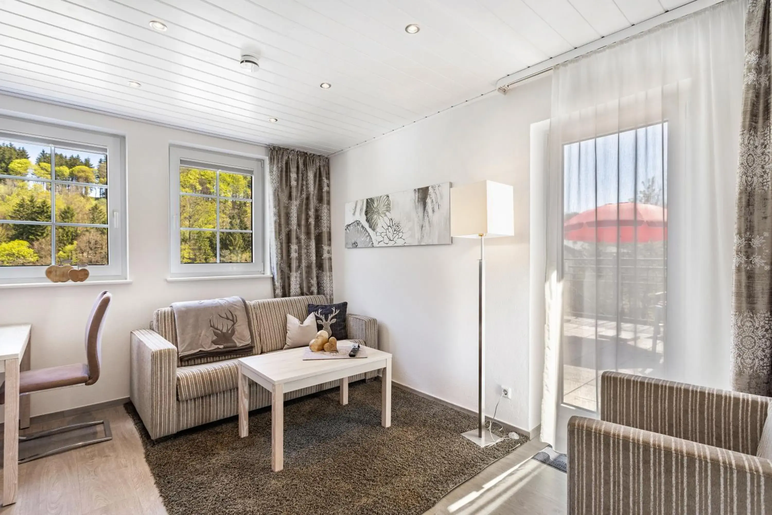 Superior One-Bedroom Apartment with Balcony in Landhaus Kramer Meine Cardplus inkl Superior One-Bedroom Apartment with Balcony in Landhaus Kramer Meine Cardplus inkl
