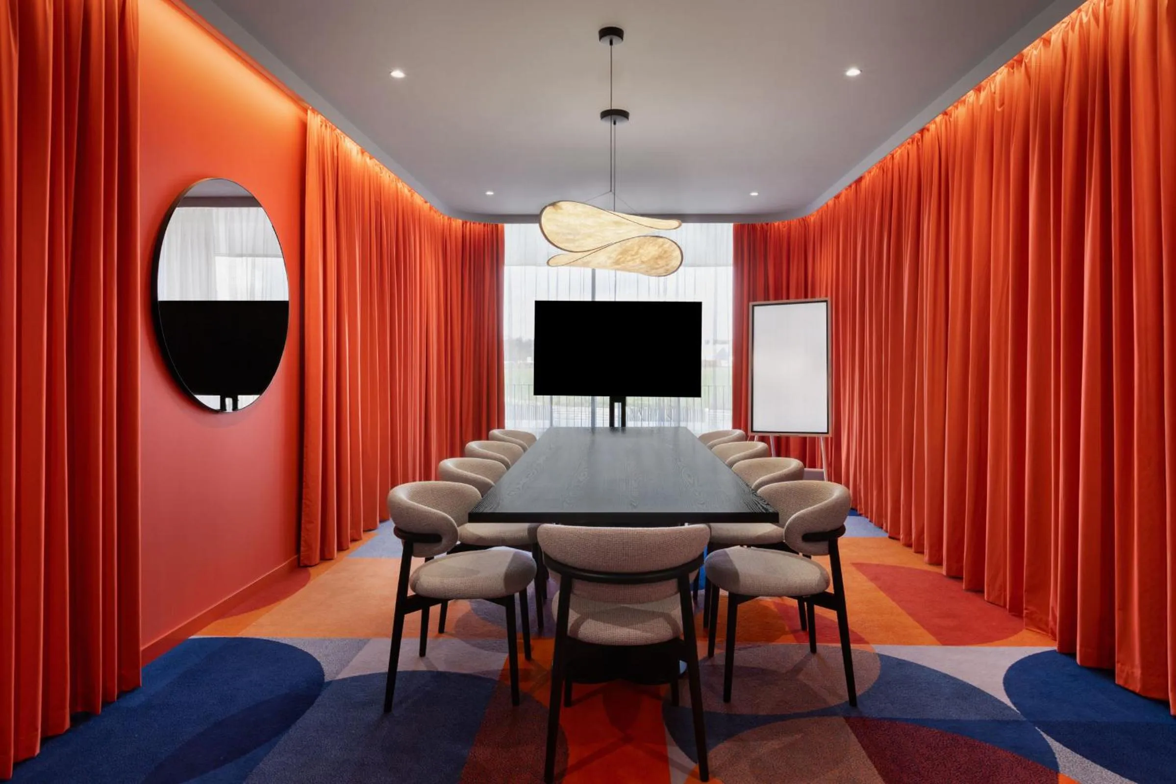 TV and multimedia in The Passenger, a Tribute Portfolio Hotel